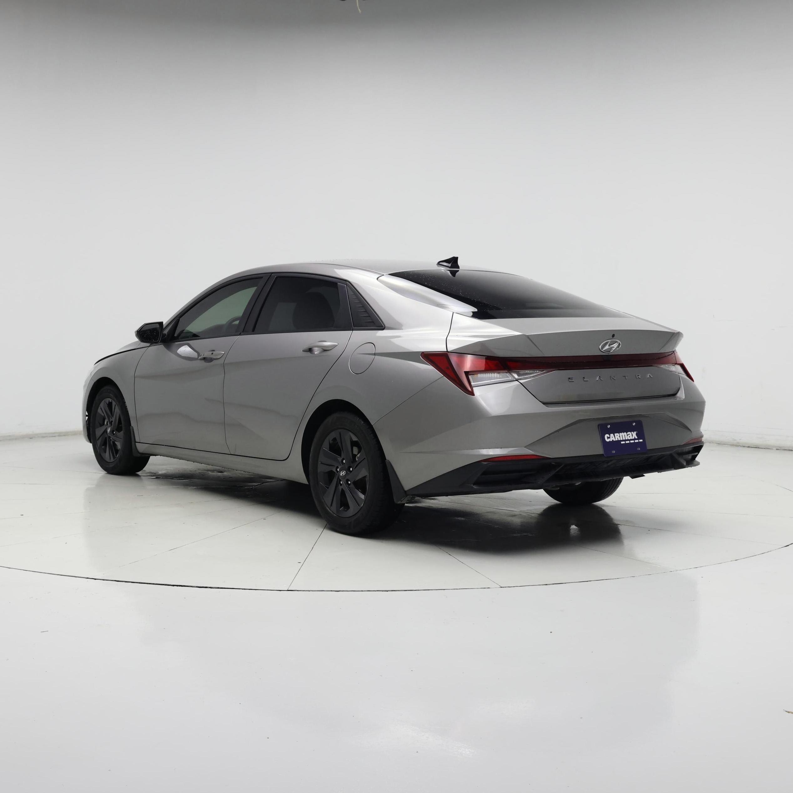 Thumbnail: 2023 Hyundai Elantra - 2