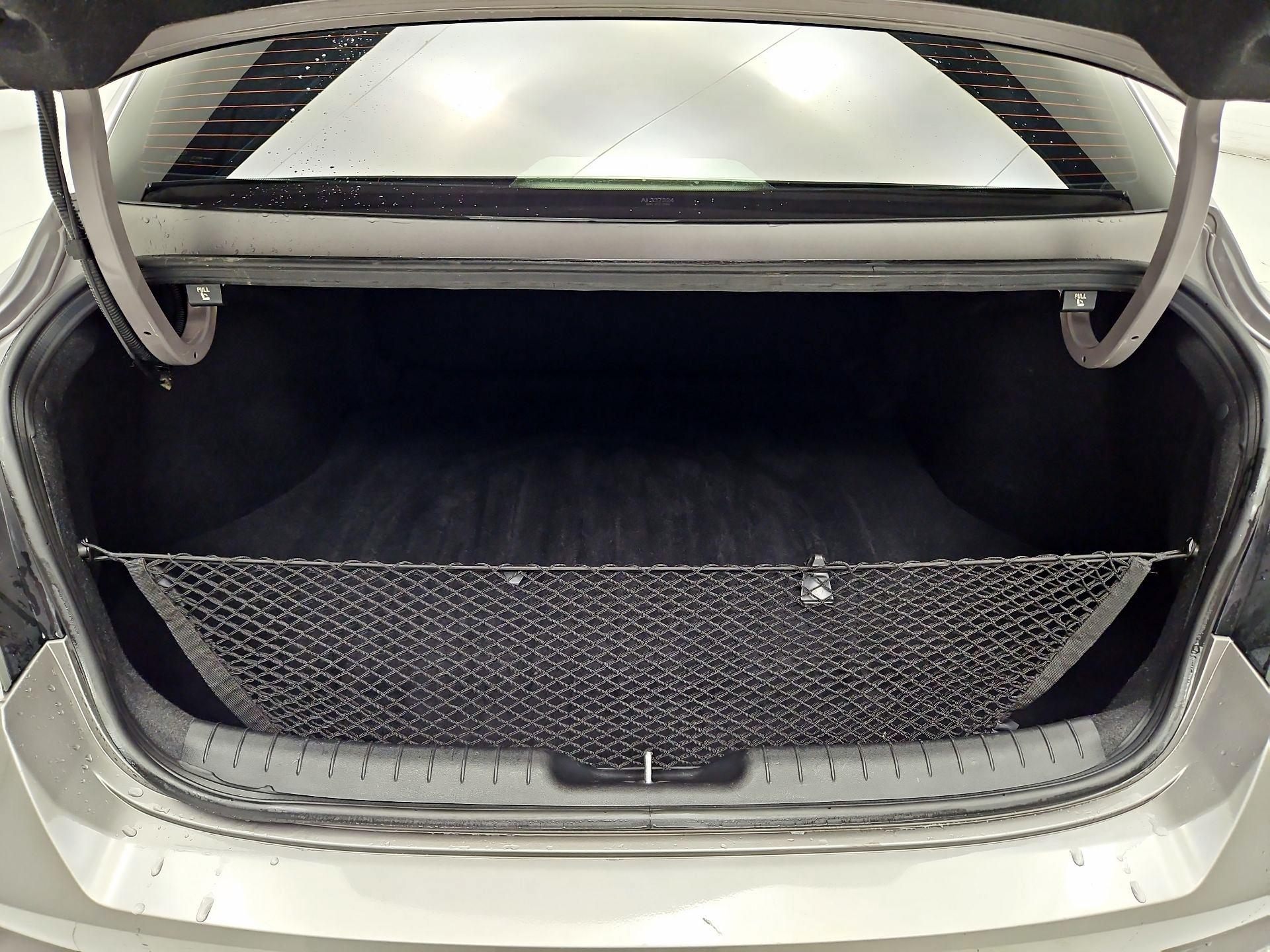 Thumbnail: 2023 Hyundai Elantra - 20