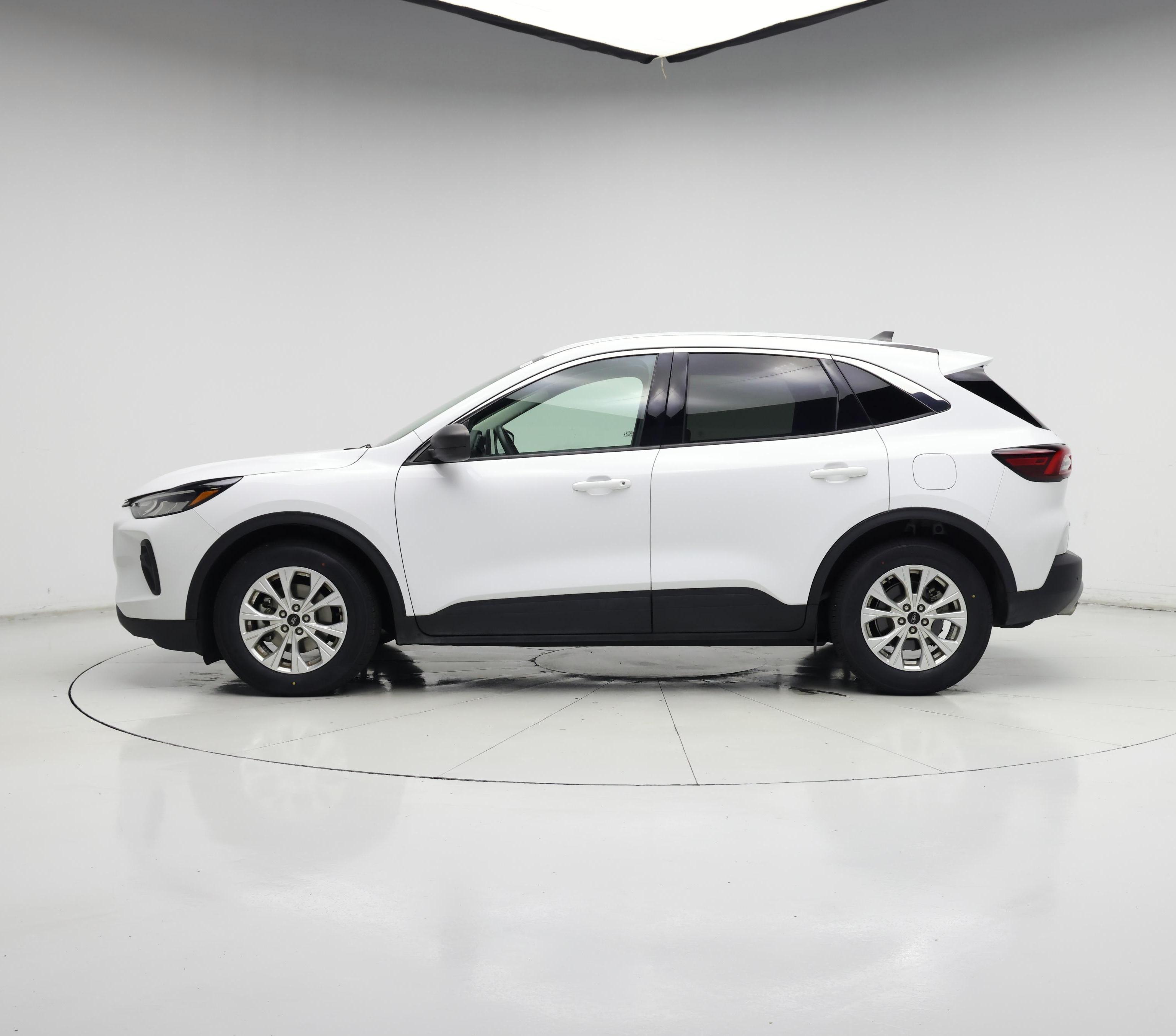 Thumbnail: 2023 Ford Escape - 3