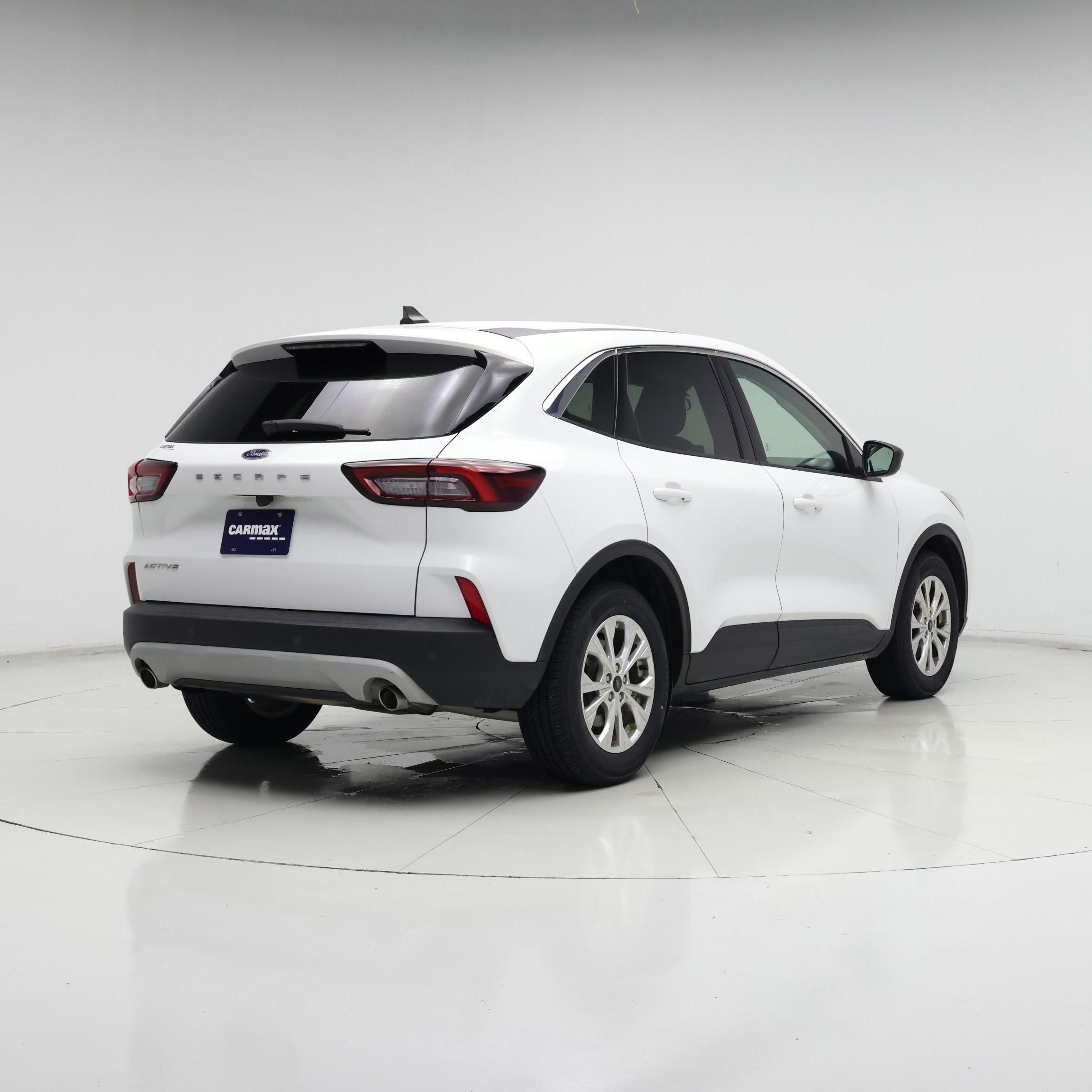 Thumbnail: 2023 Ford Escape - 8