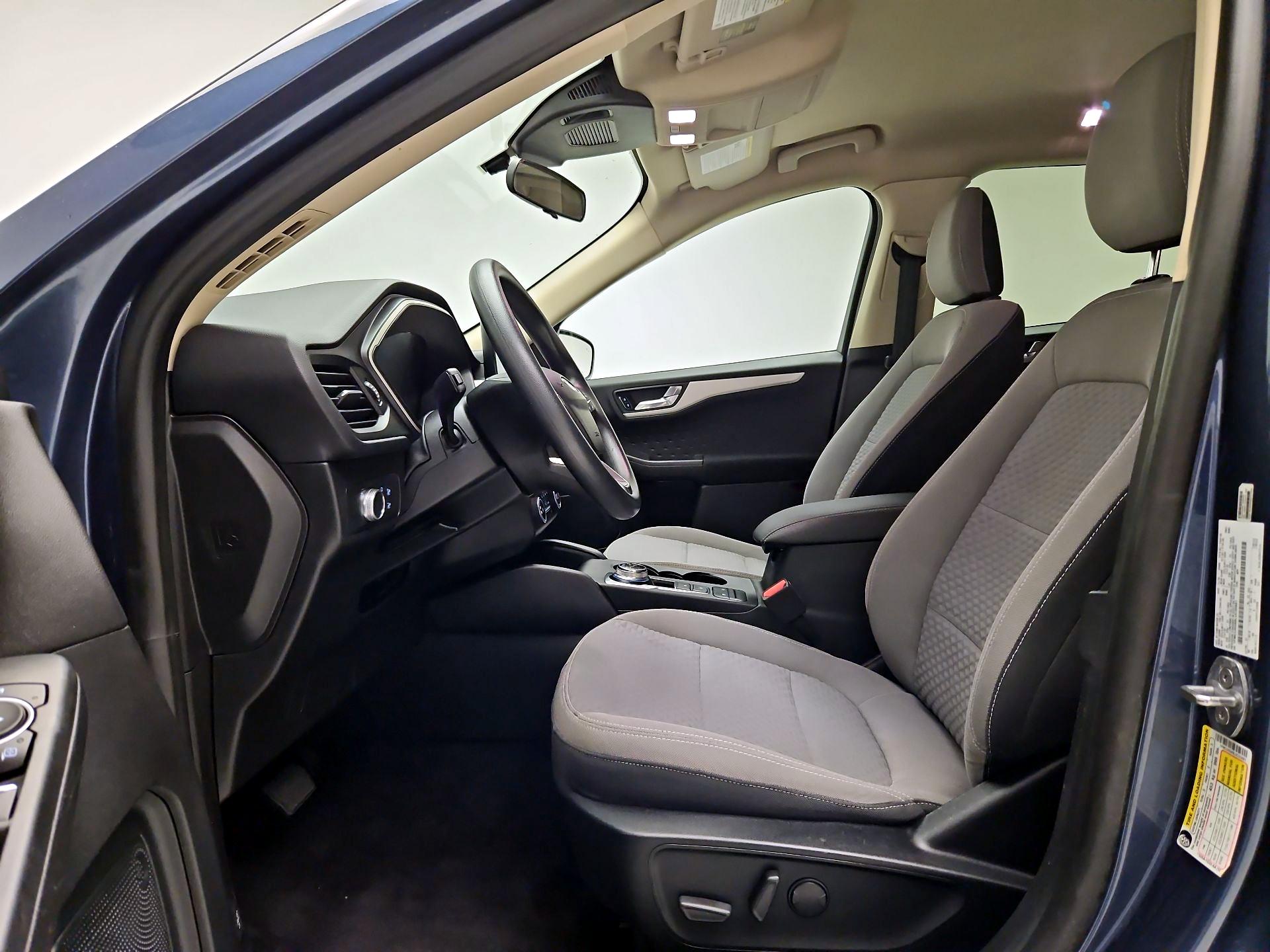 Thumbnail: 2020 Ford Escape - 11