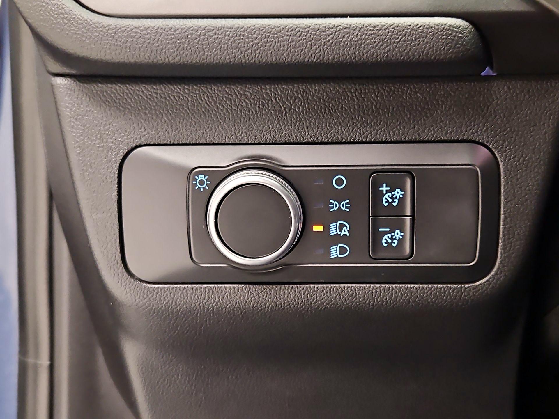 Thumbnail: 2020 Ford Escape - 13