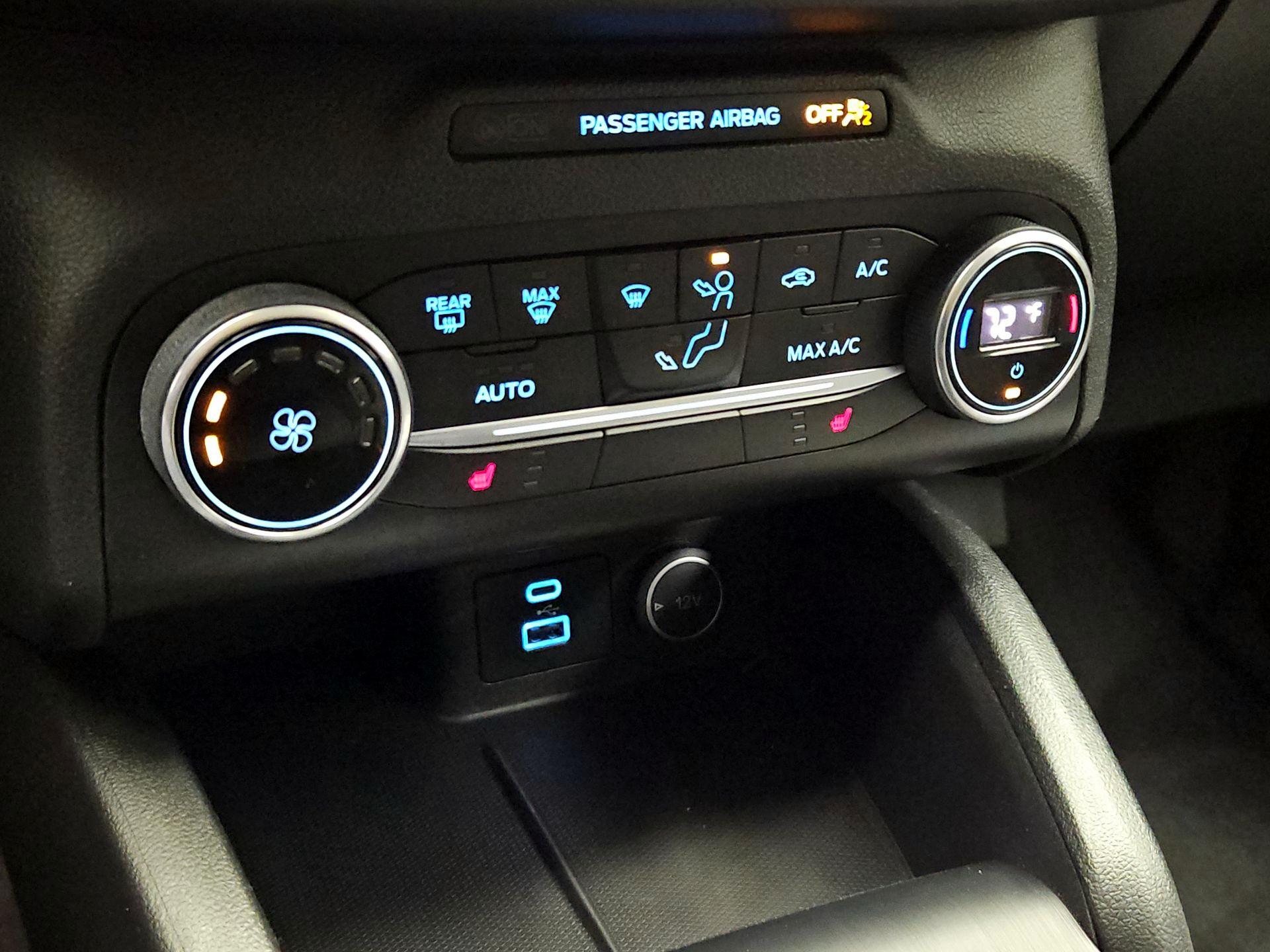 Thumbnail: 2020 Ford Escape - 17