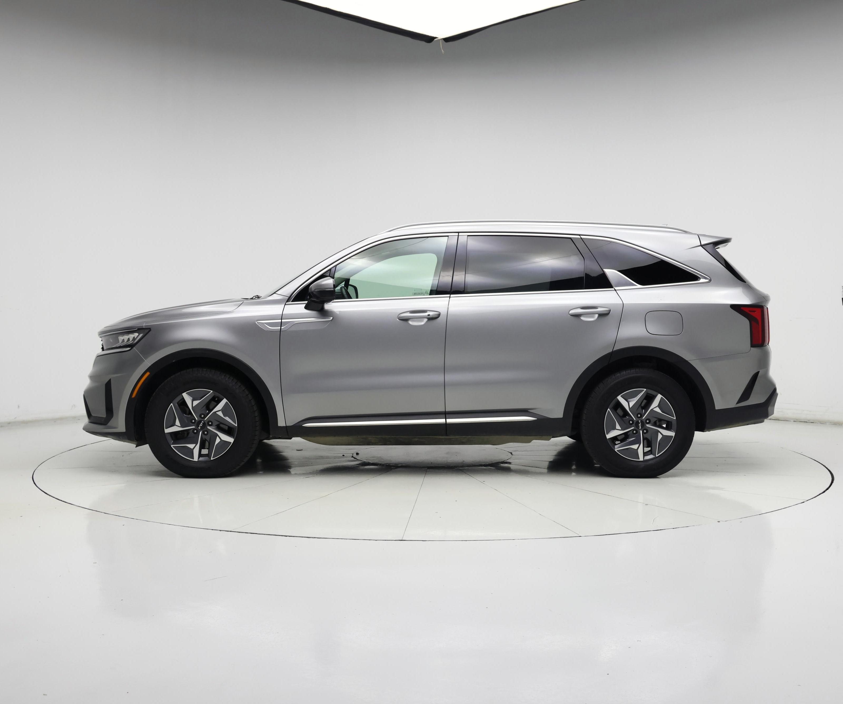 Thumbnail: 2024 Kia Sorento - 3