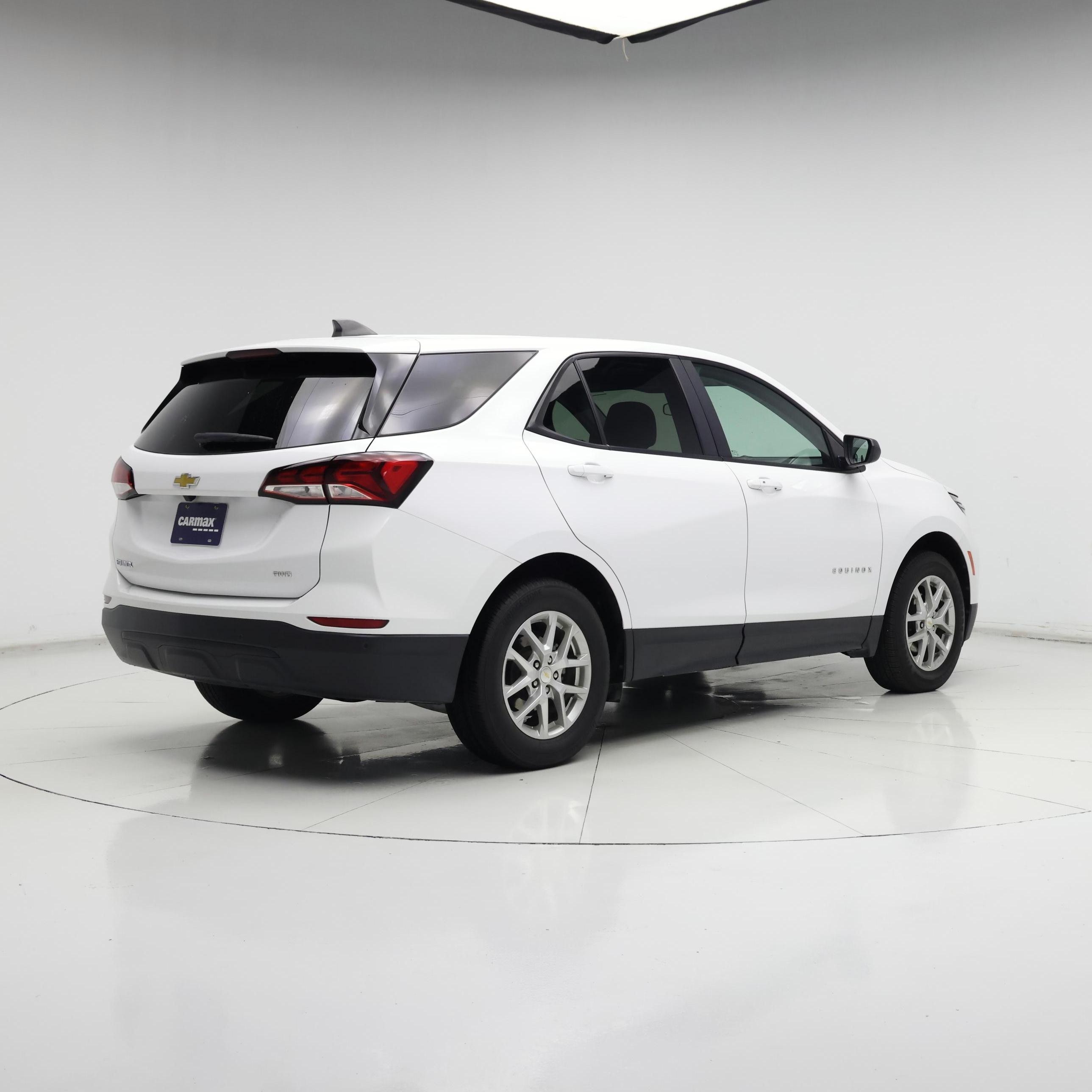 Thumbnail: 2023 Chevrolet Equinox - 8