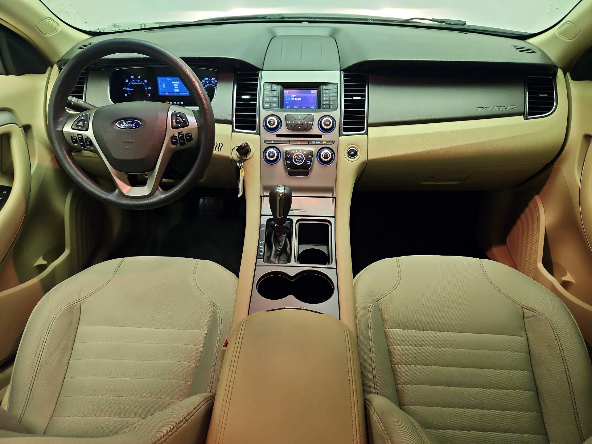 Thumbnail: 2016 Ford Taurus - 9