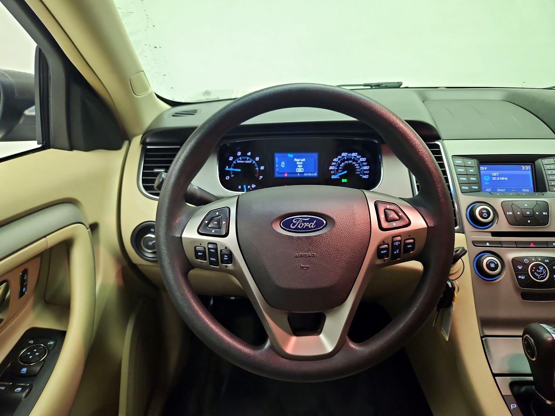 Thumbnail: 2016 Ford Taurus - 10