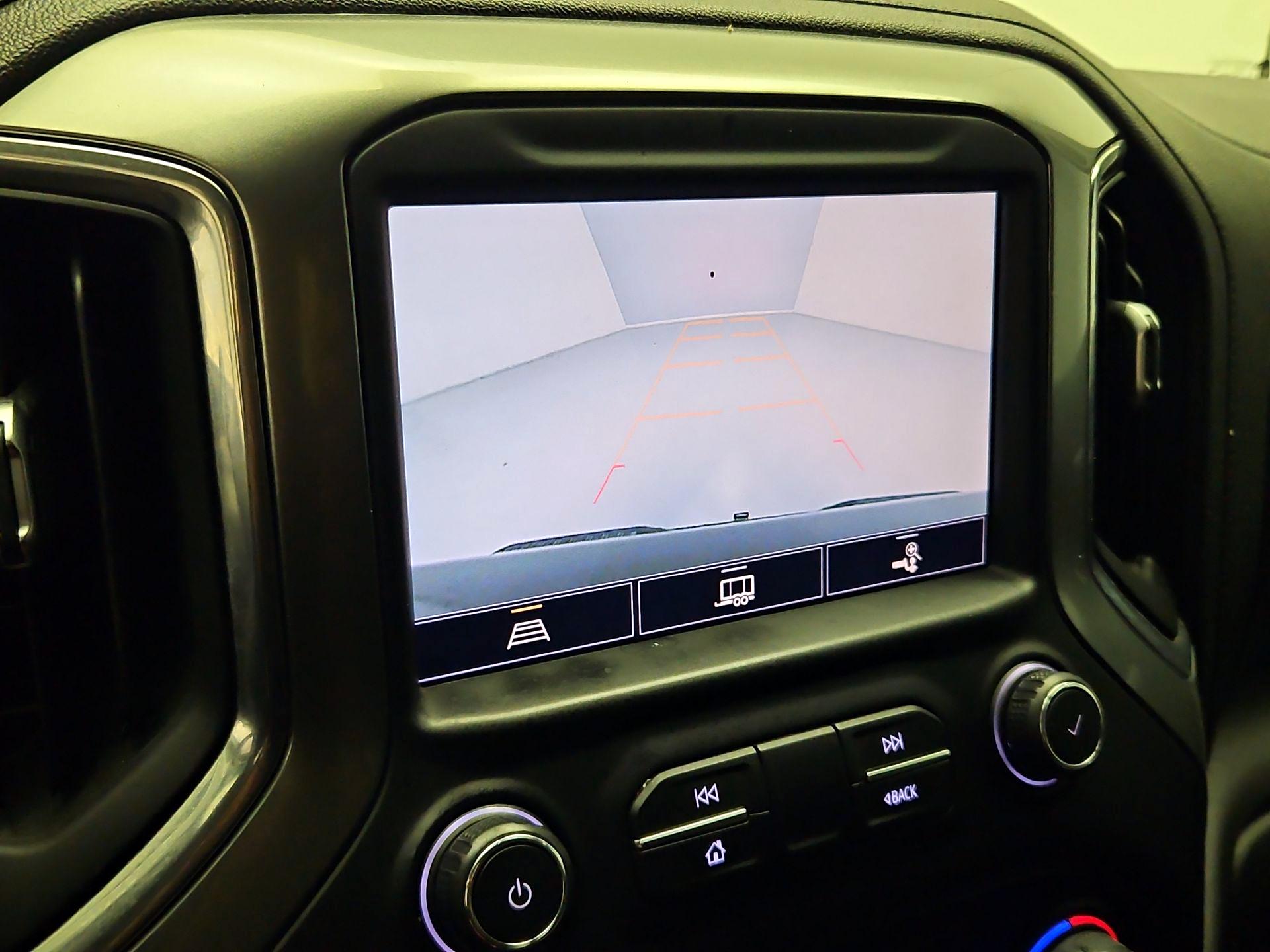 Thumbnail: 2021 Chevrolet Silverado 1500 - 14