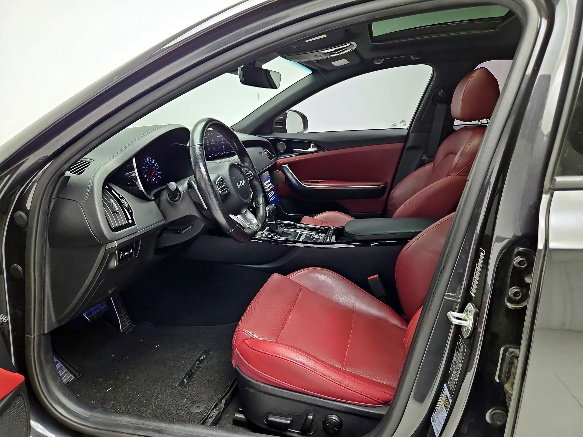 Thumbnail: 2022 Kia Stinger - 11