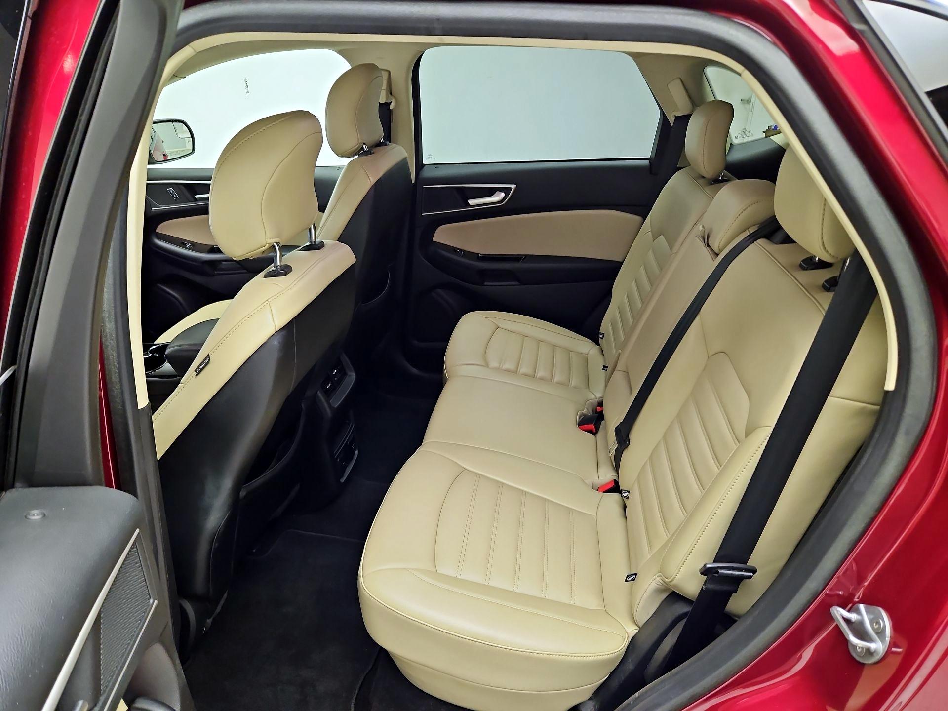 Thumbnail: 2018 Ford Edge - 20