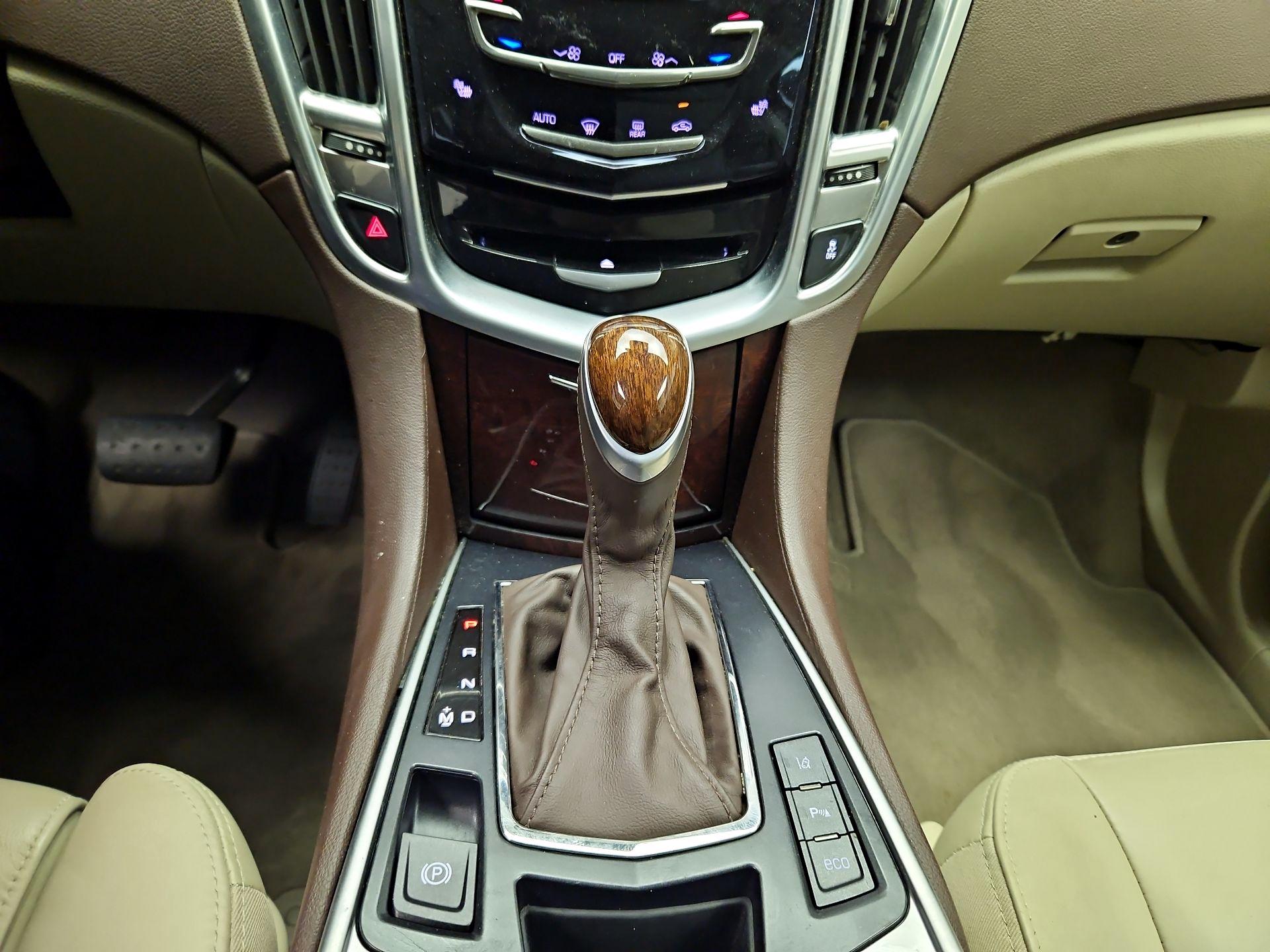 Thumbnail: 2015 Cadillac SRX - 15