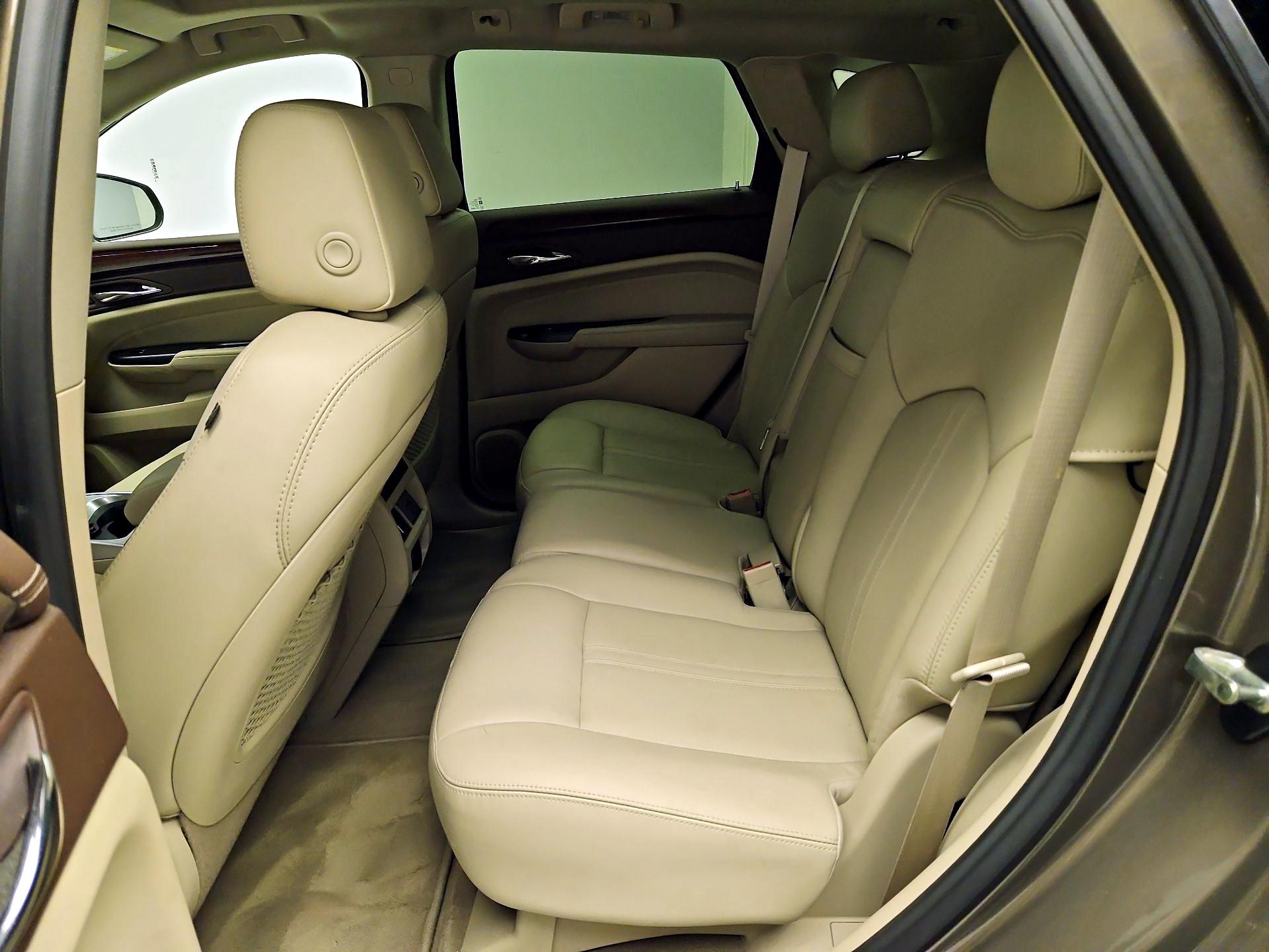 Thumbnail: 2015 Cadillac SRX - 16