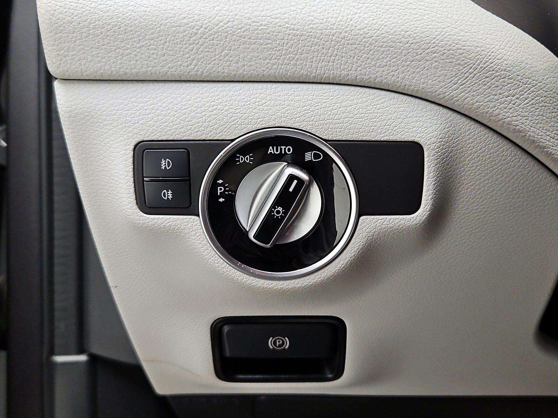 Thumbnail: 2019 Mercedes-Benz GLA - 13