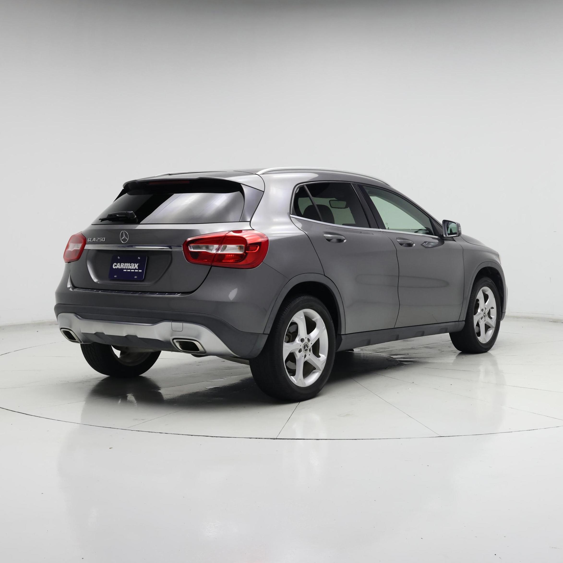 Thumbnail: 2019 Mercedes-Benz GLA - 8