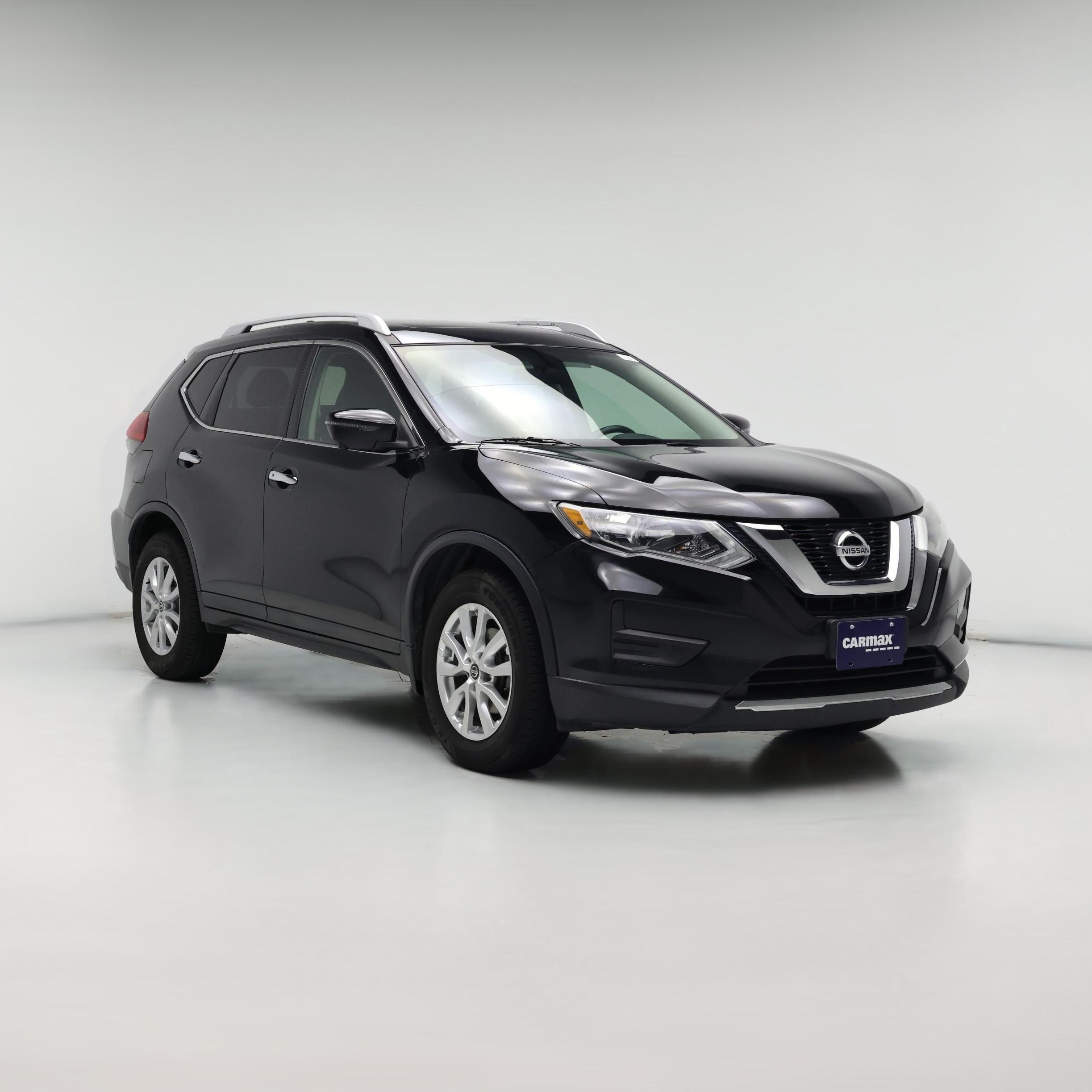 Thumbnail: 2017 Nissan Rogue - 1