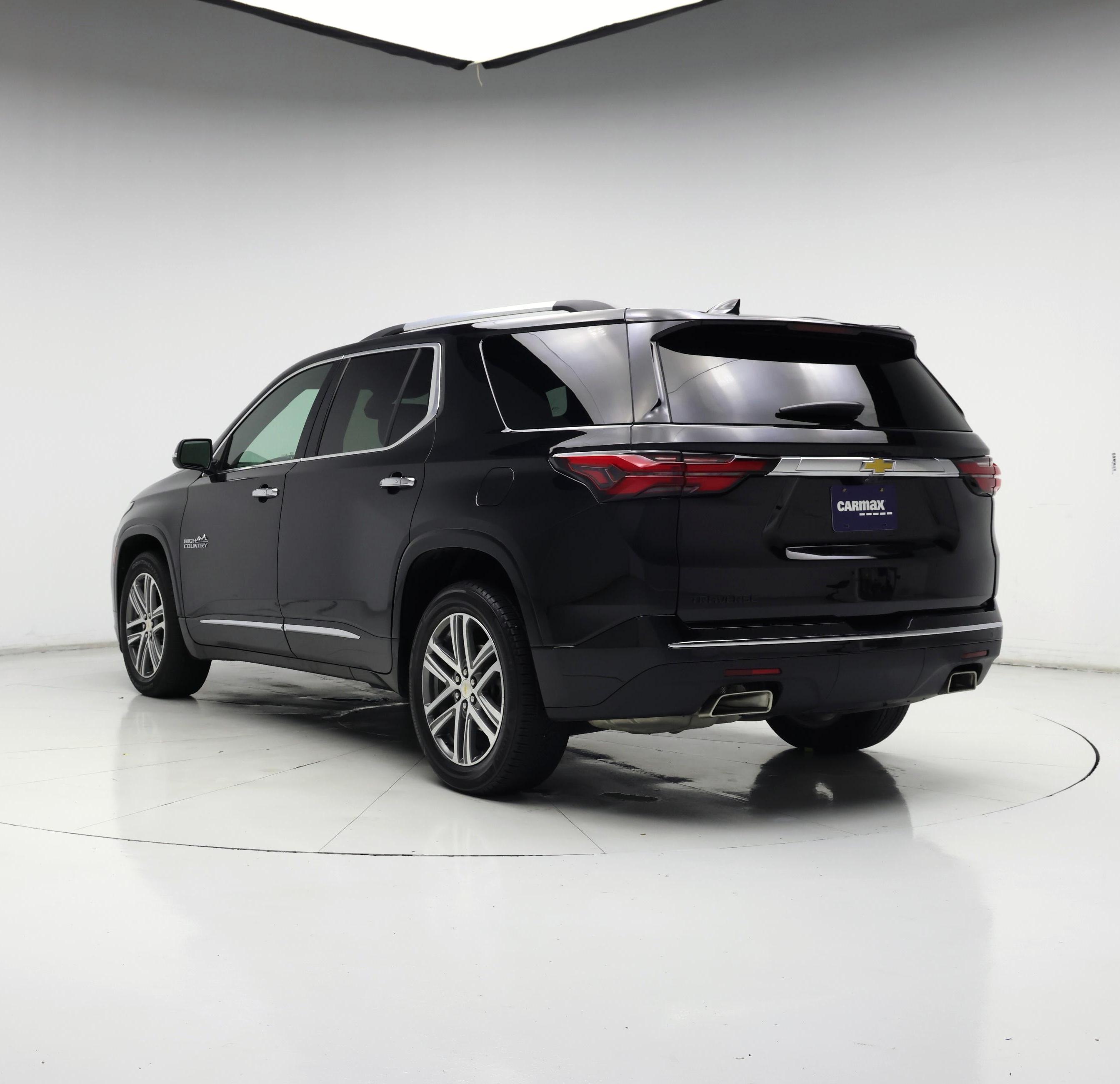 Thumbnail: 2023 Chevrolet Traverse - 2