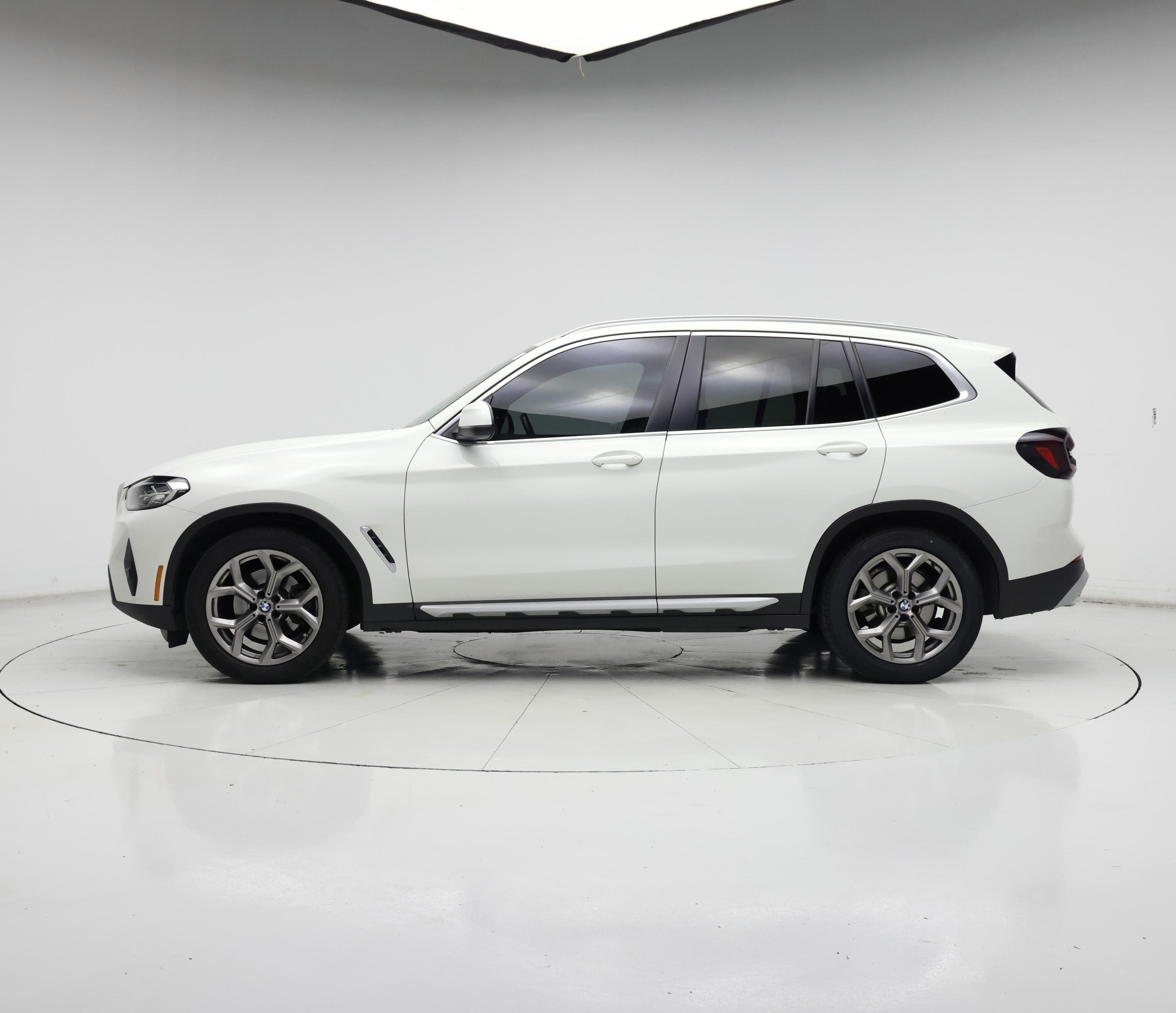 Thumbnail: 2022 BMW X3 - 3