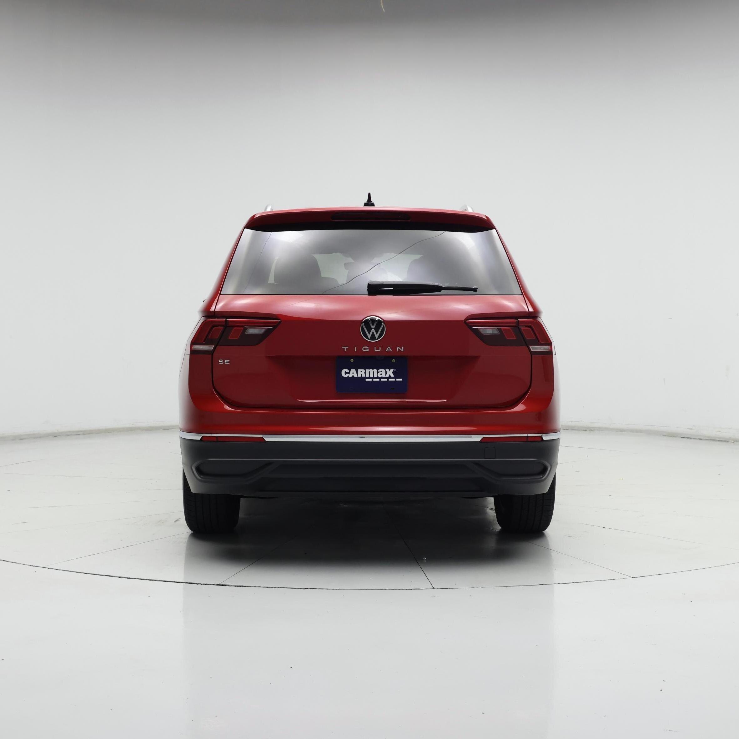 Thumbnail: 2023 Volkswagen Tiguan - 6