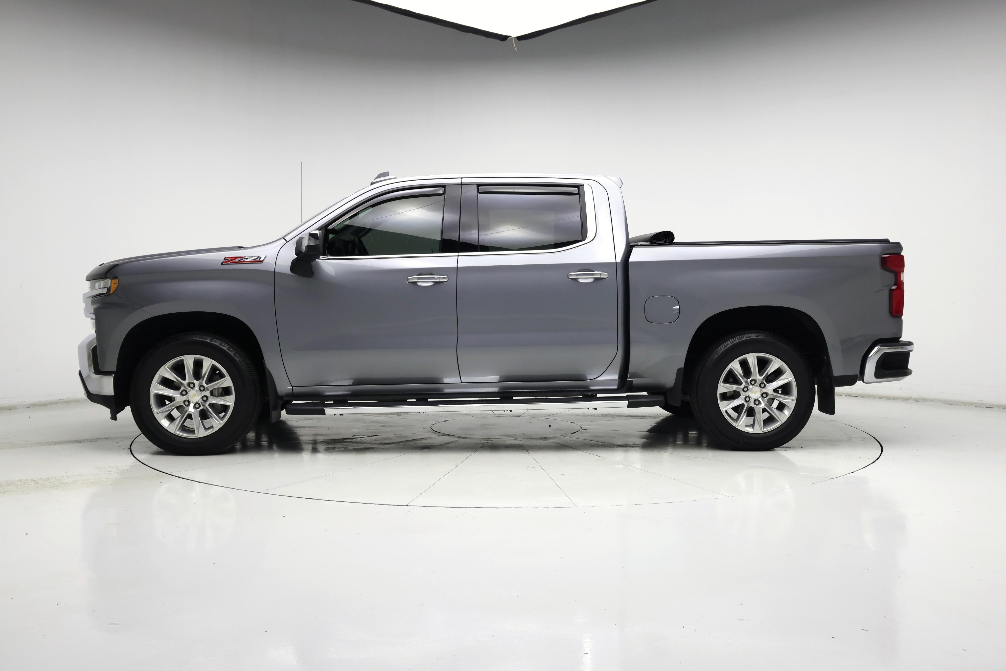 Thumbnail: 2021 Chevrolet Silverado 1500 - 3