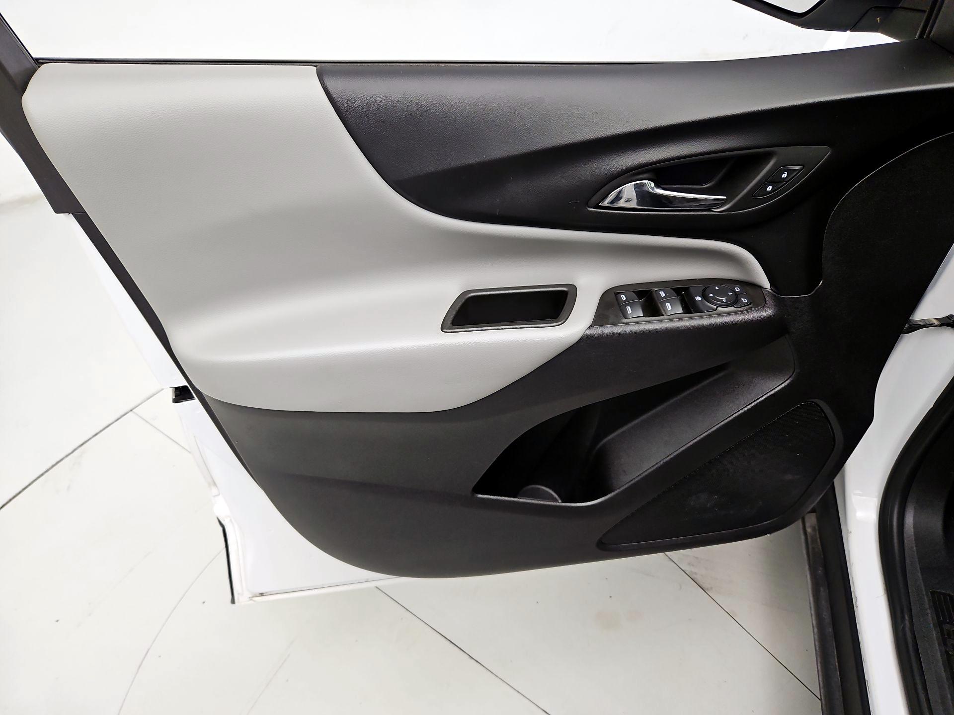 Thumbnail: 2024 Chevrolet Equinox - 12