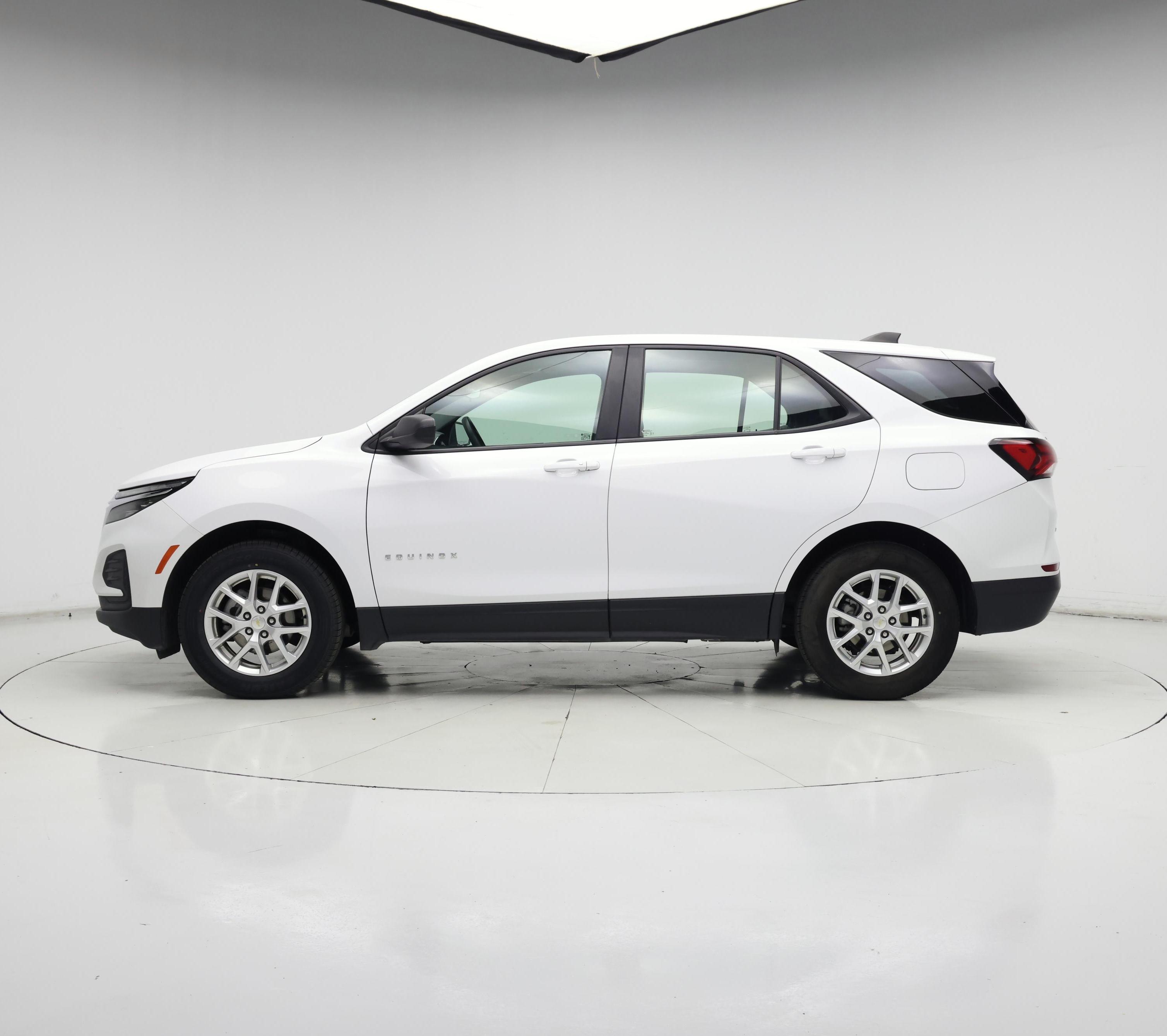 Thumbnail: 2024 Chevrolet Equinox - 3