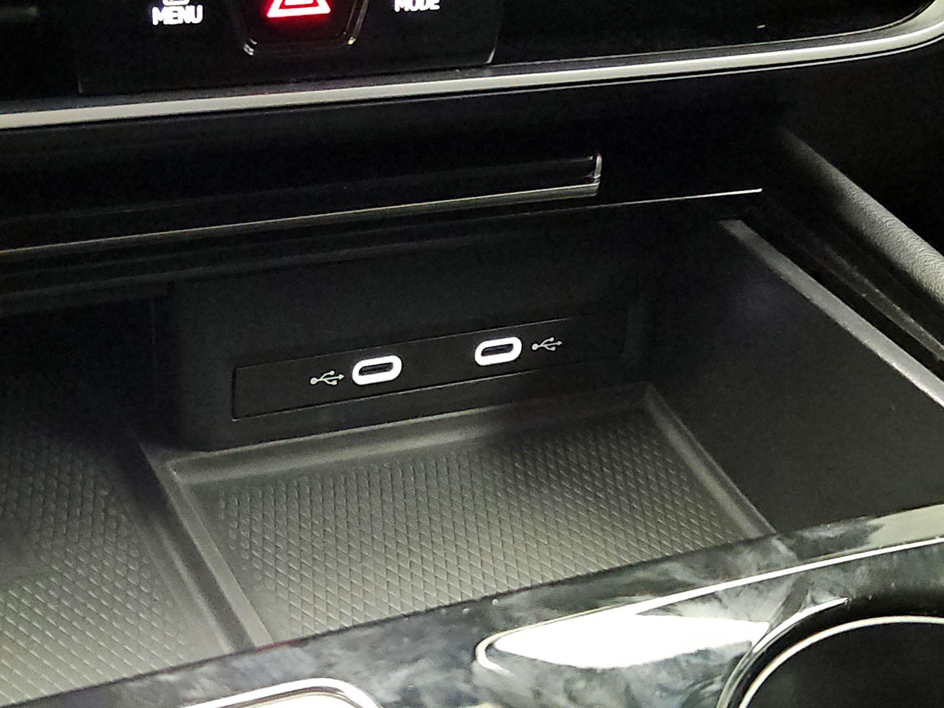 Thumbnail: 2024 Volkswagen Atlas - 18