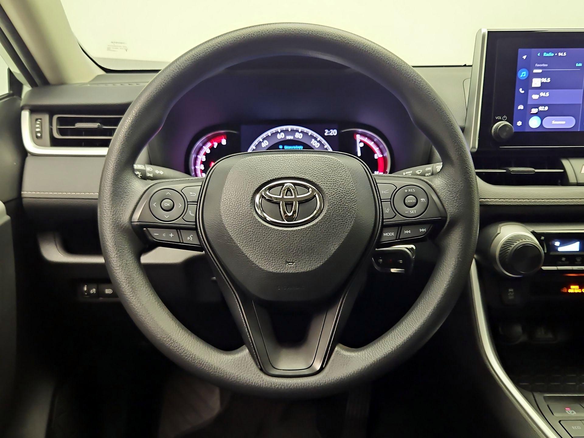 Thumbnail: 2024 Toyota RAV4 - 10