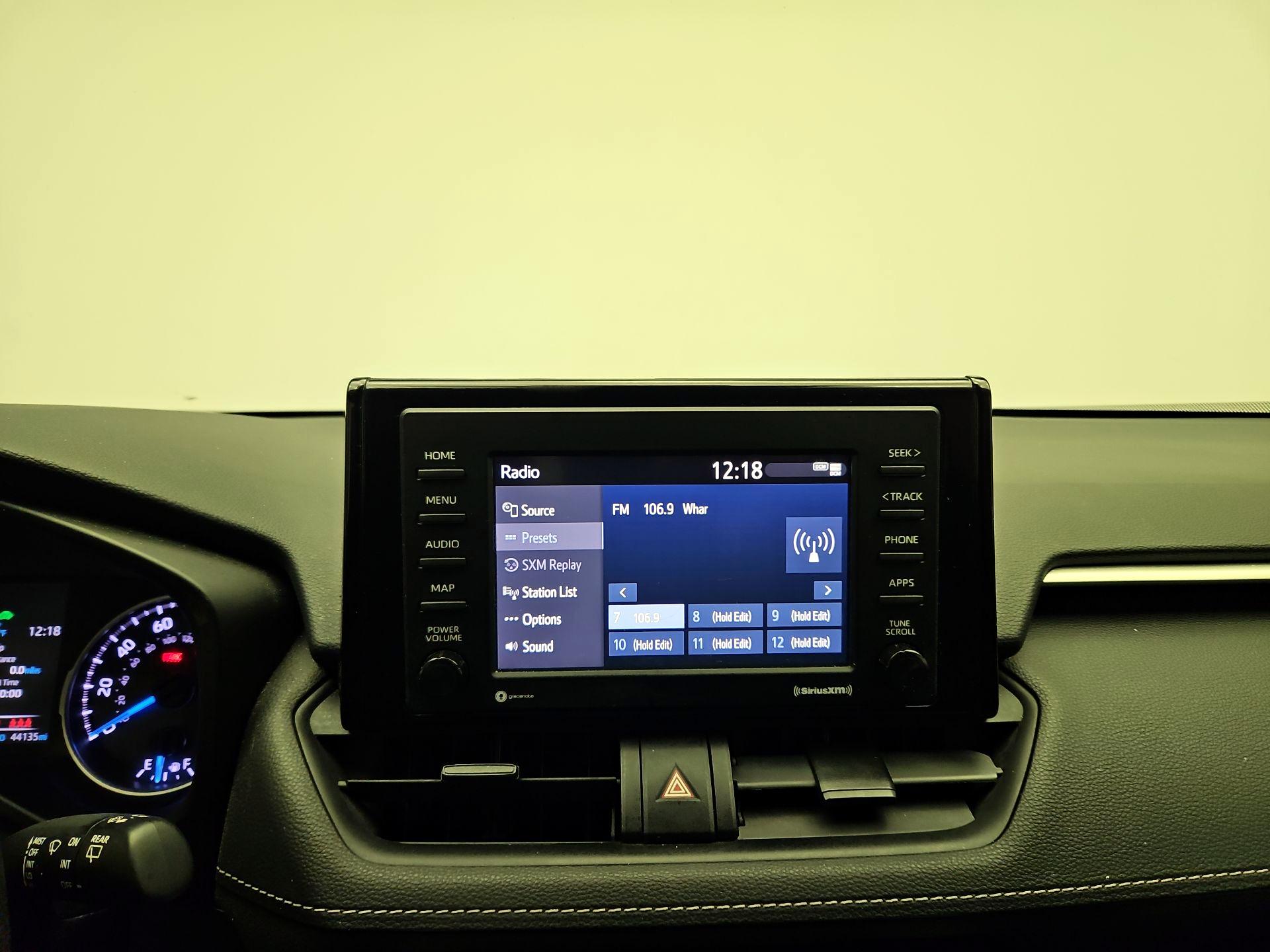 Thumbnail: 2020 Toyota RAV4 - 14