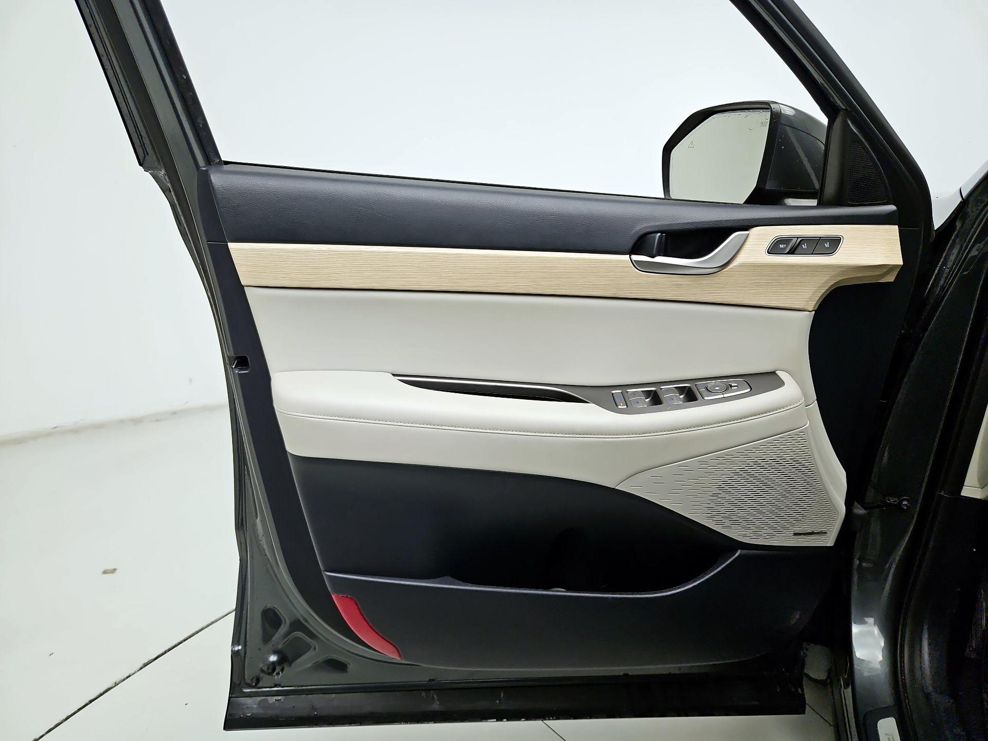 Thumbnail: 2023 Hyundai Palisade - 12