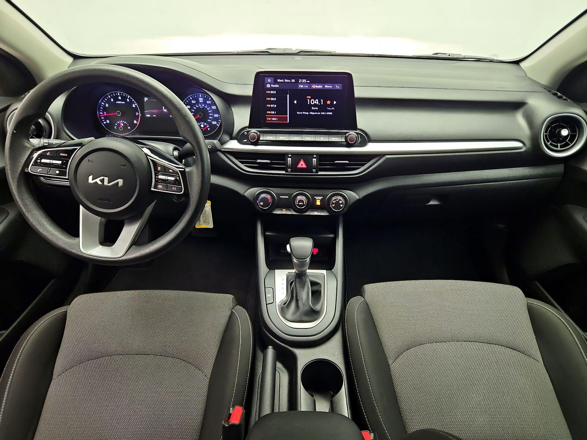 Thumbnail: 2024 Kia Forte - 9