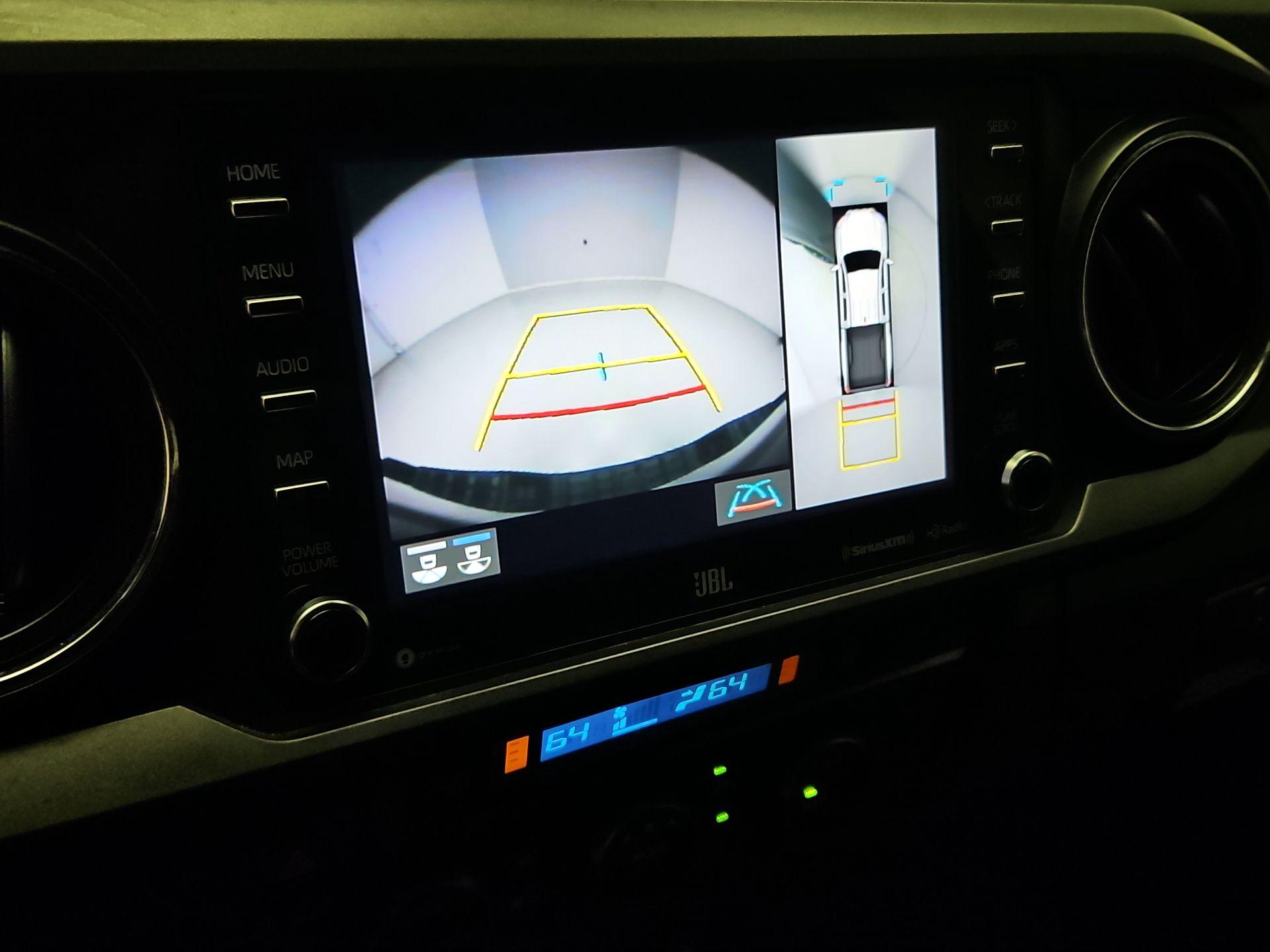 Thumbnail: 2021 Toyota Tacoma - 15