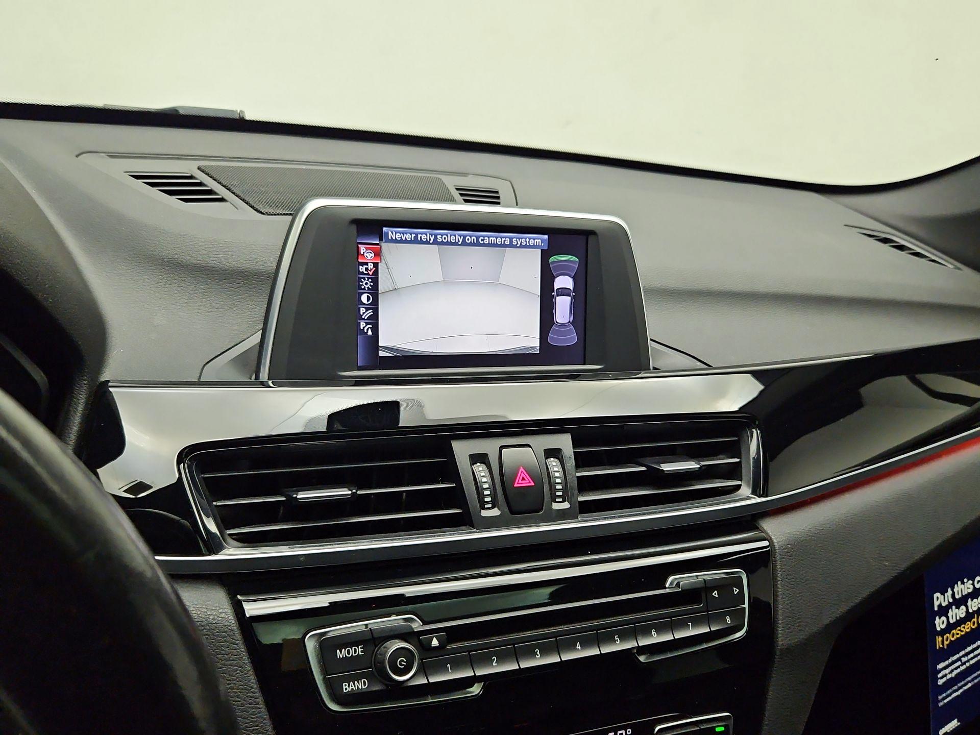 Thumbnail: 2017 BMW X1 - 15