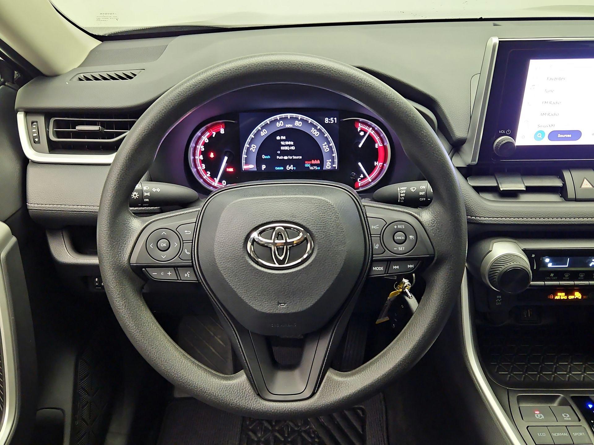 Thumbnail: 2024 Toyota RAV4 - 10