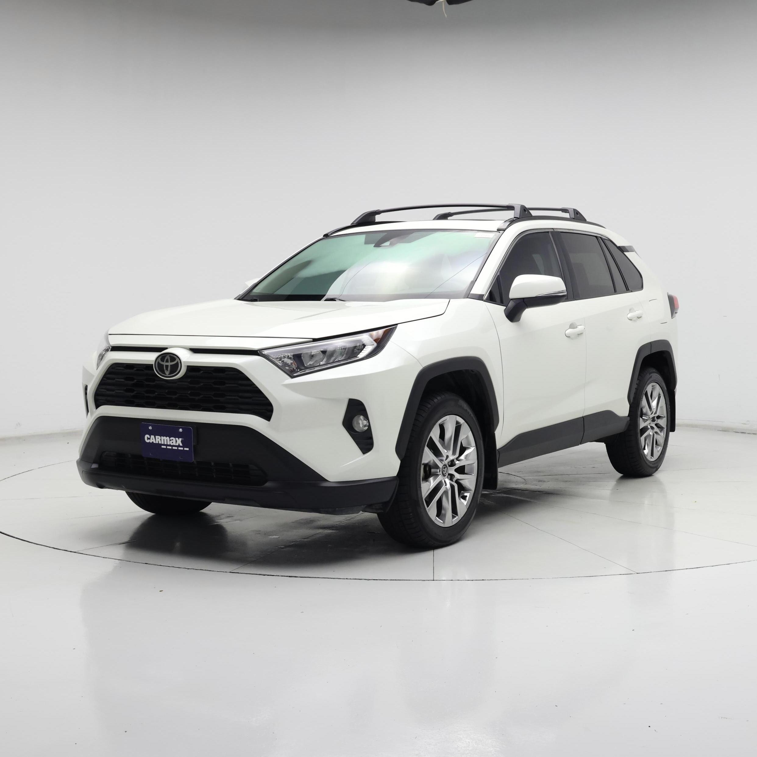 Thumbnail: 2021 Toyota RAV4 - 4