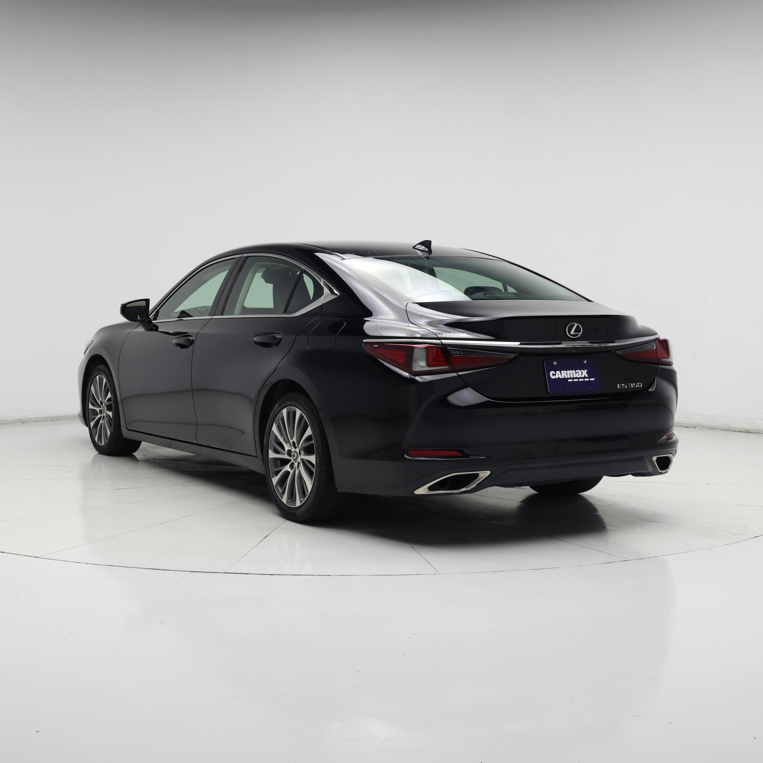 Thumbnail: 2020 Lexus ES - 2