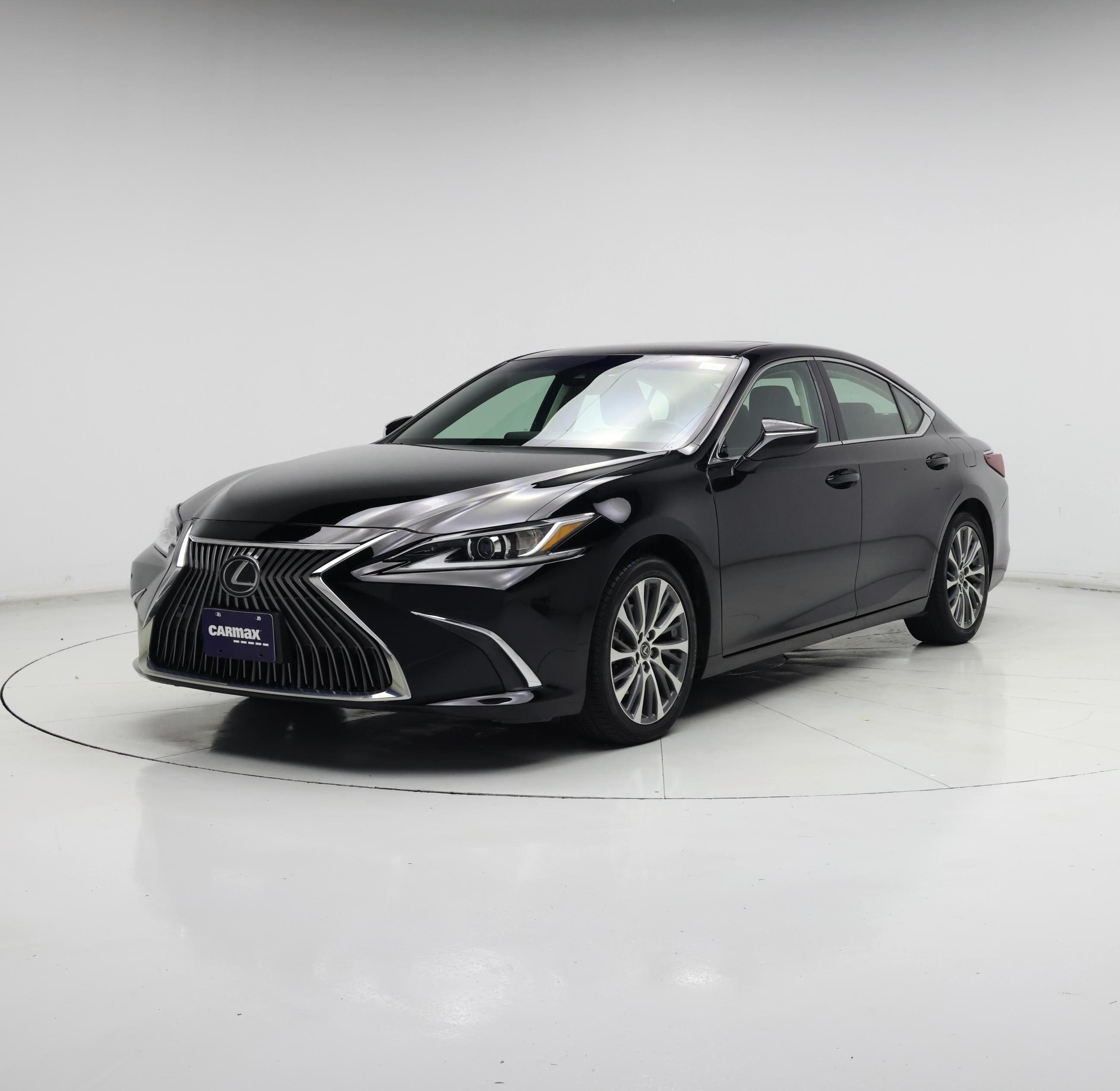 Thumbnail: 2020 Lexus ES - 4