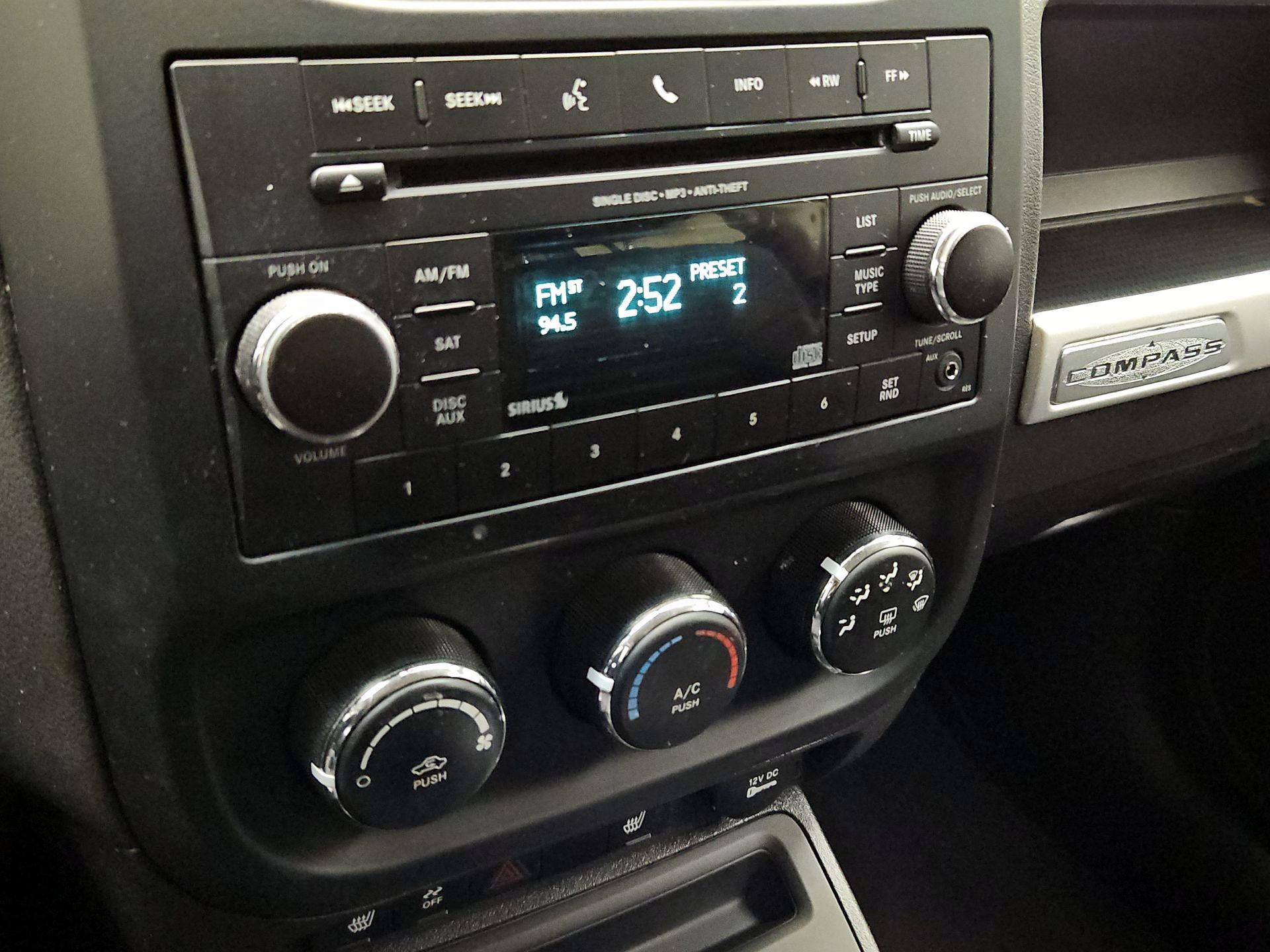 Thumbnail: 2017 Jeep Compass - 11