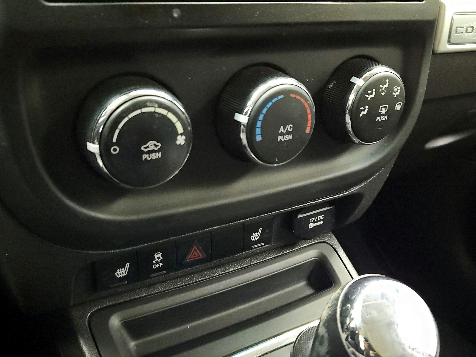 Thumbnail: 2017 Jeep Compass - 12