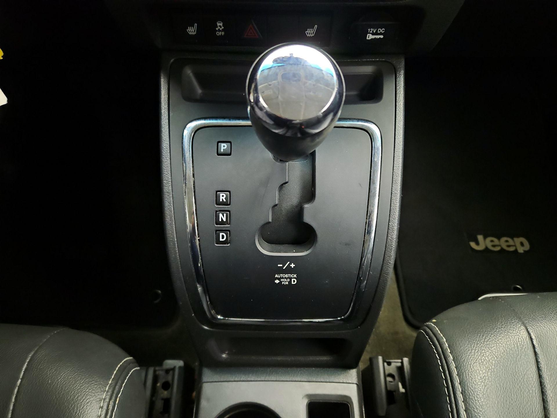 Thumbnail: 2017 Jeep Compass - 13