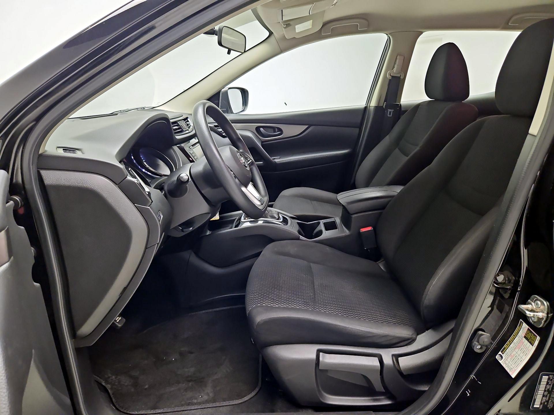 Thumbnail: 2019 Nissan Rogue Sport - 11