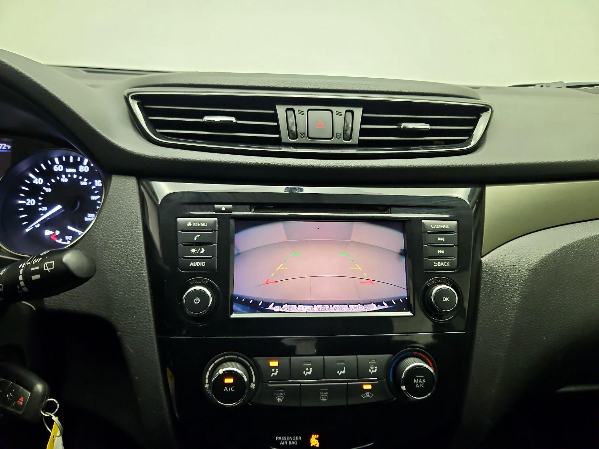 Thumbnail: 2019 Nissan Rogue Sport - 13