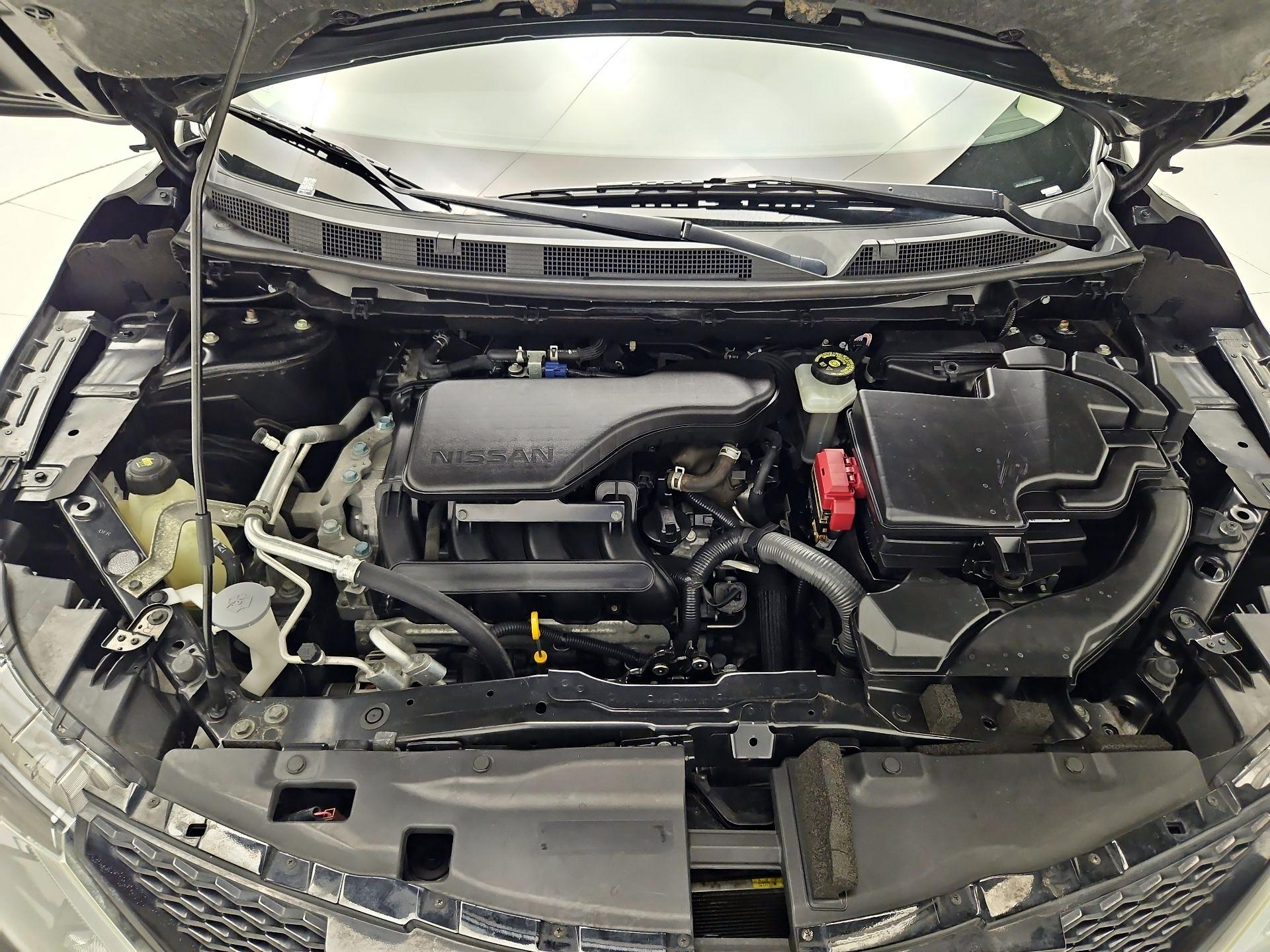 Thumbnail: 2019 Nissan Rogue Sport - 19