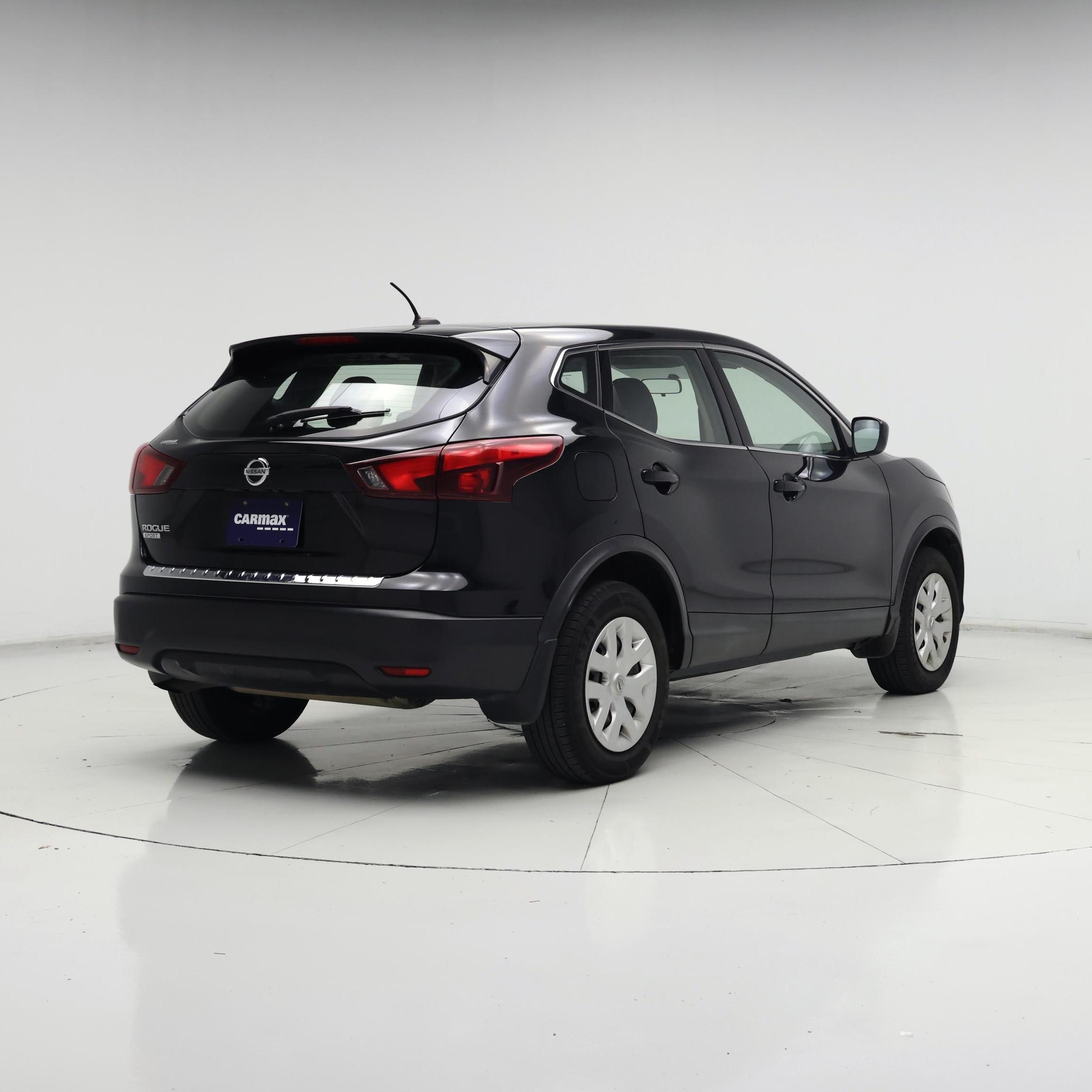 Thumbnail: 2019 Nissan Rogue Sport - 8