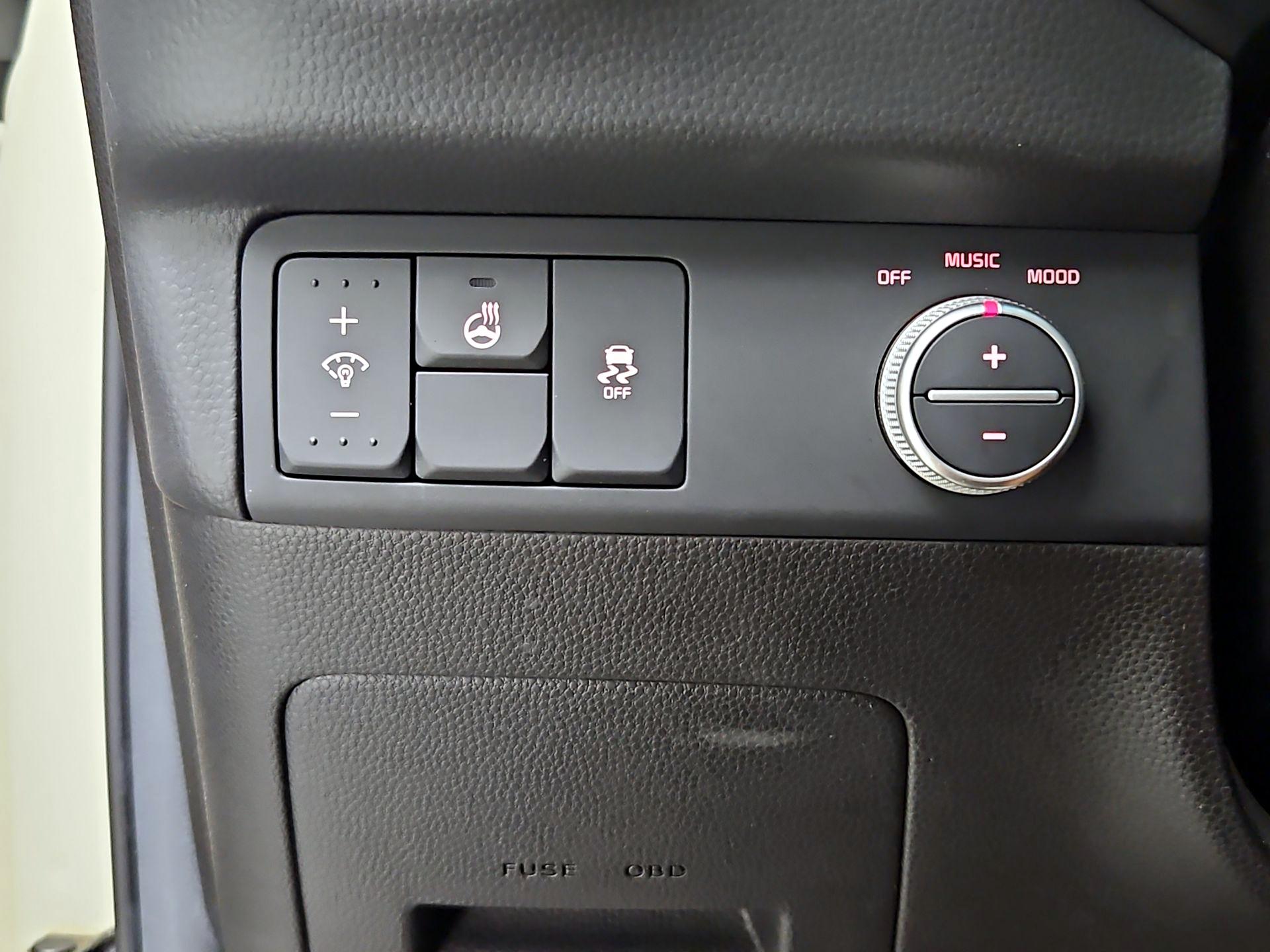 Thumbnail: 2015 Kia Soul - 13