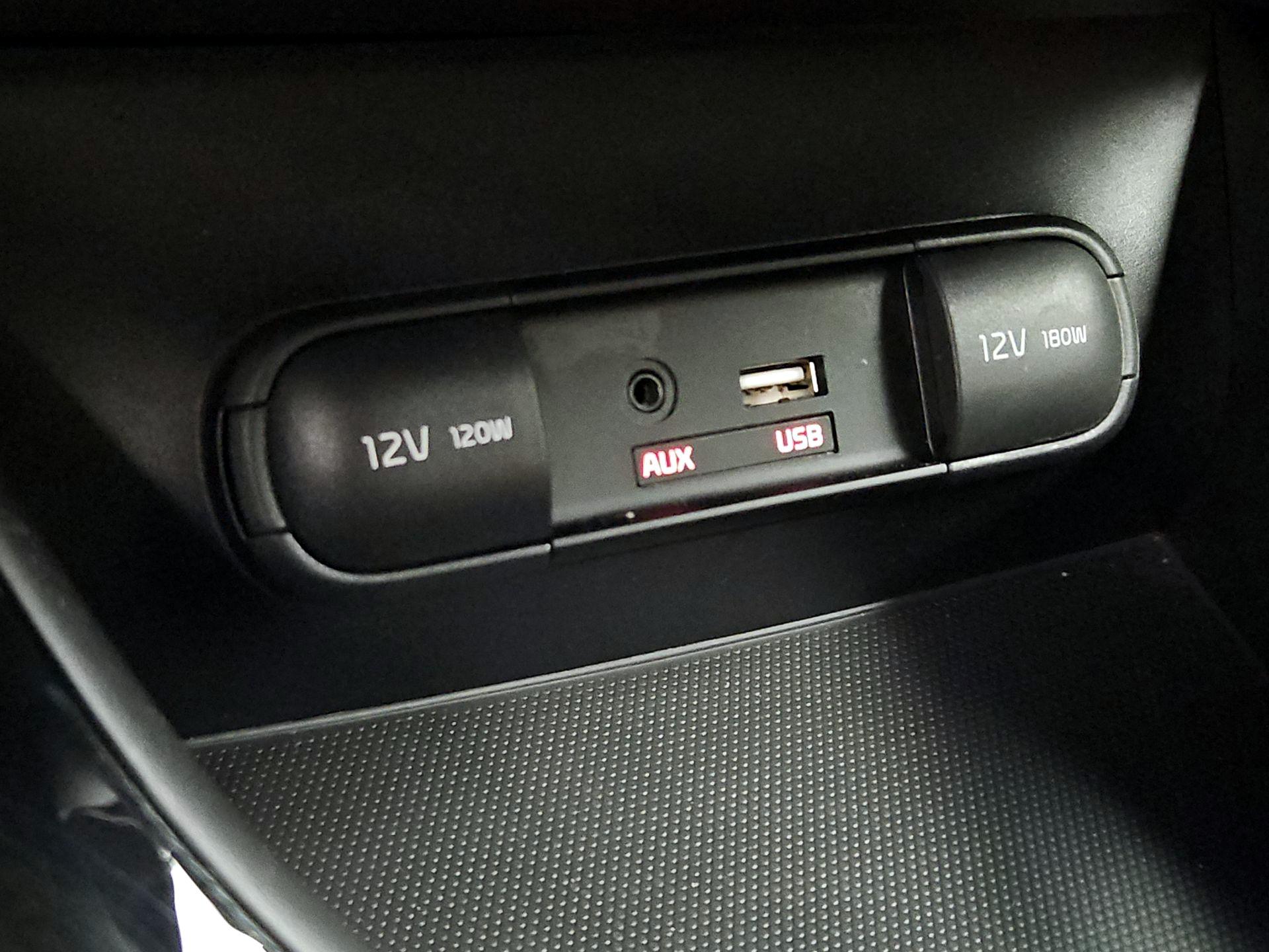 Thumbnail: 2015 Kia Soul - 19