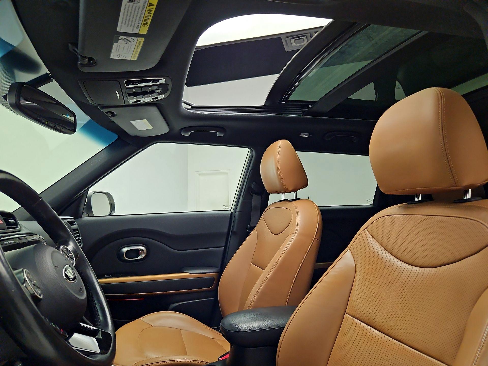 Thumbnail: 2015 Kia Soul - 20