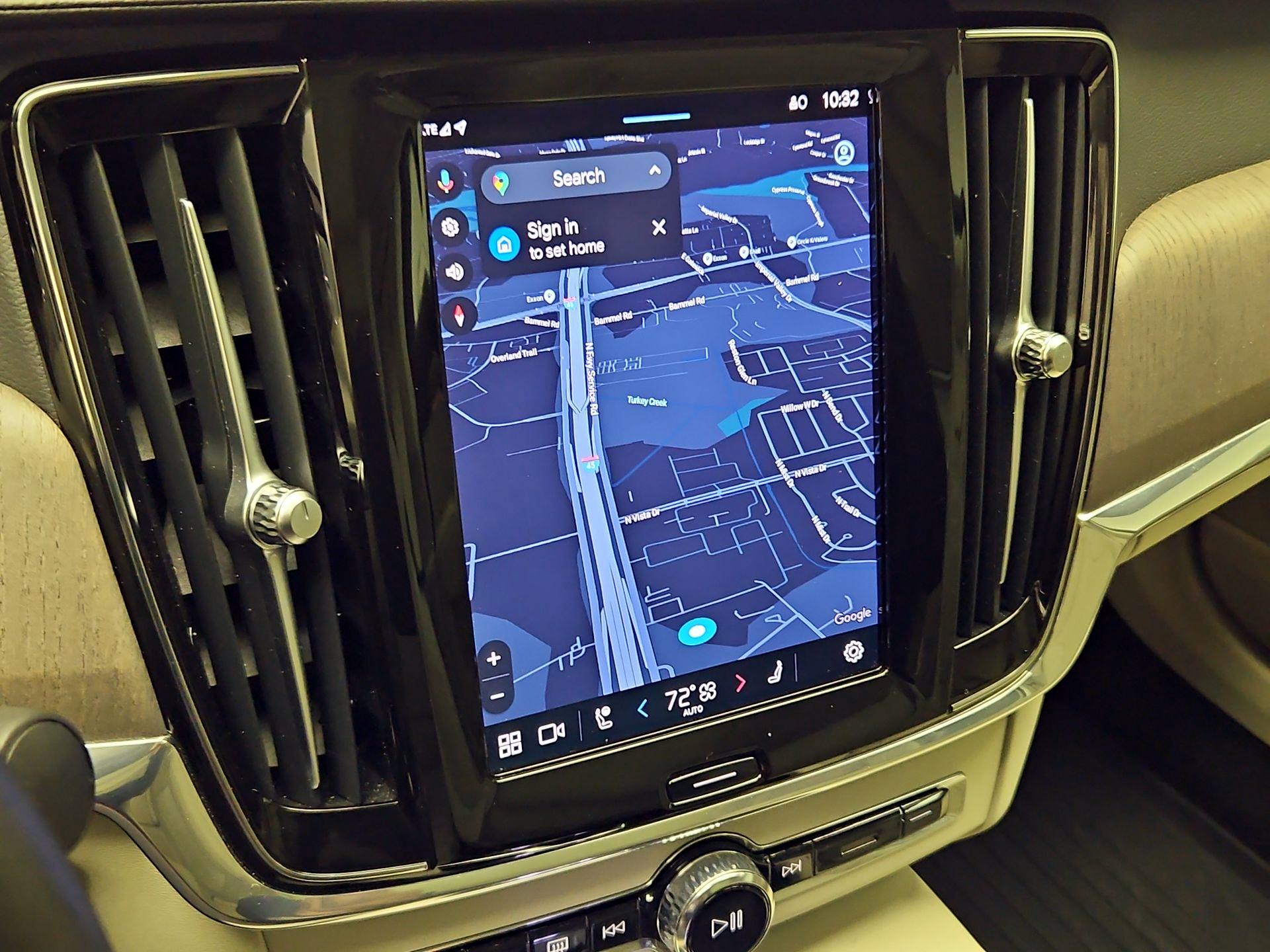 Thumbnail: 2023 Volvo S90 - 14