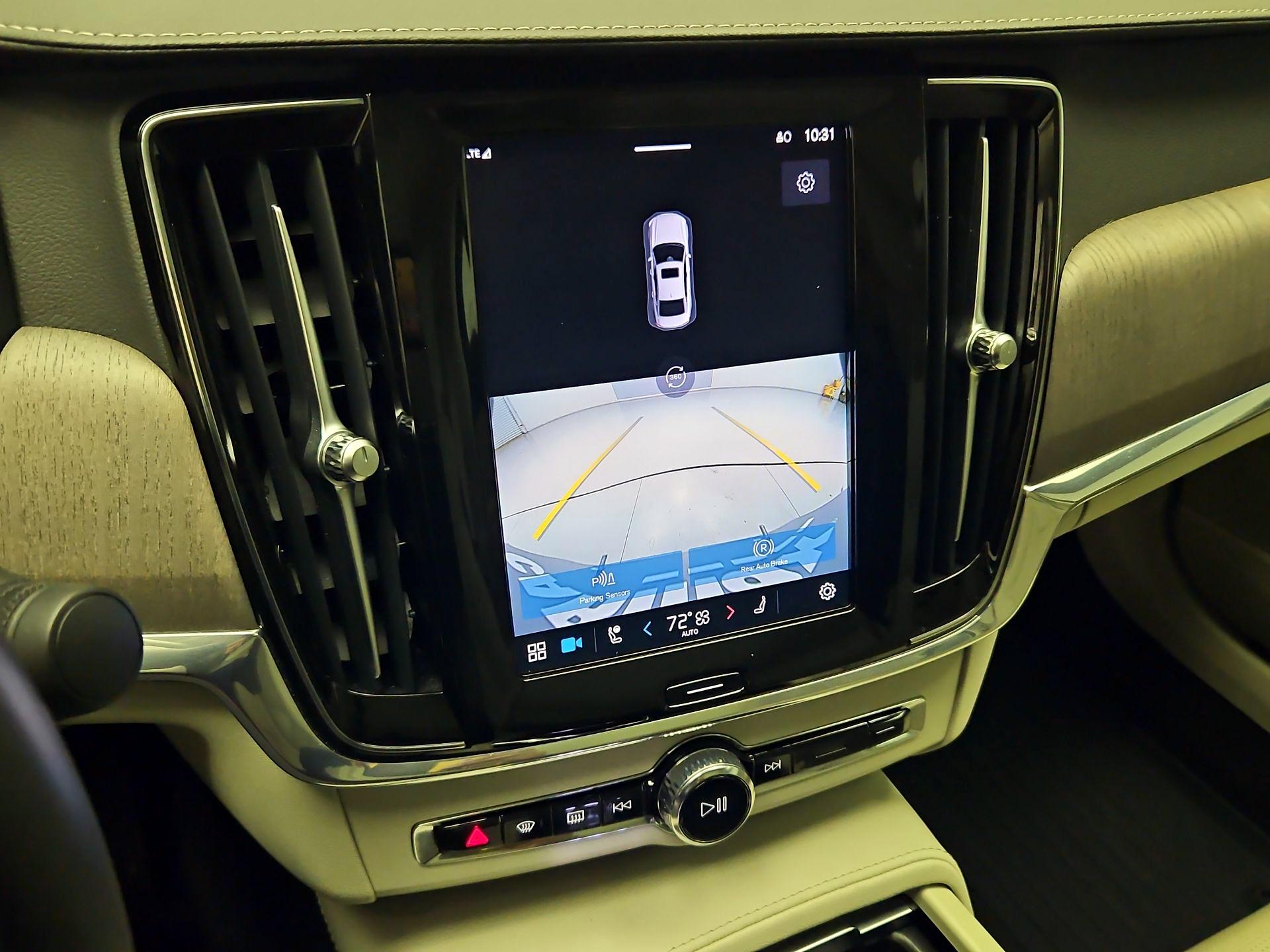 Thumbnail: 2023 Volvo S90 - 15