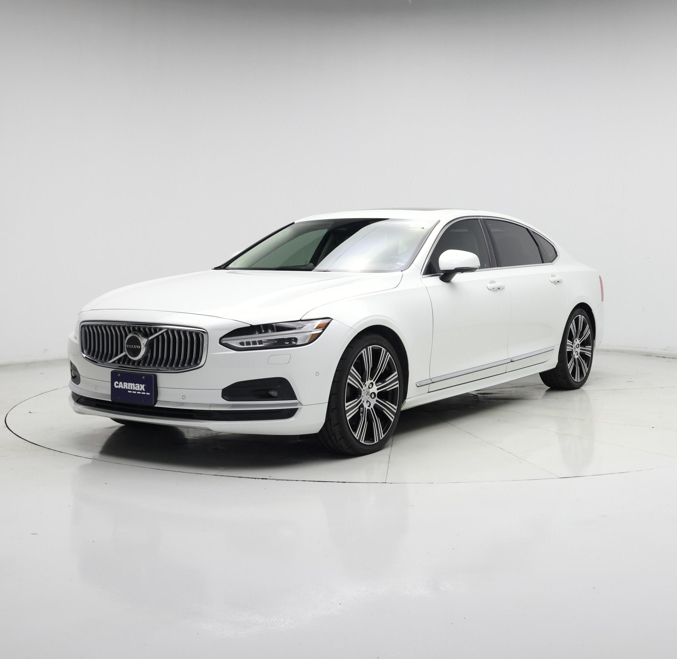 Thumbnail: 2023 Volvo S90 - 4