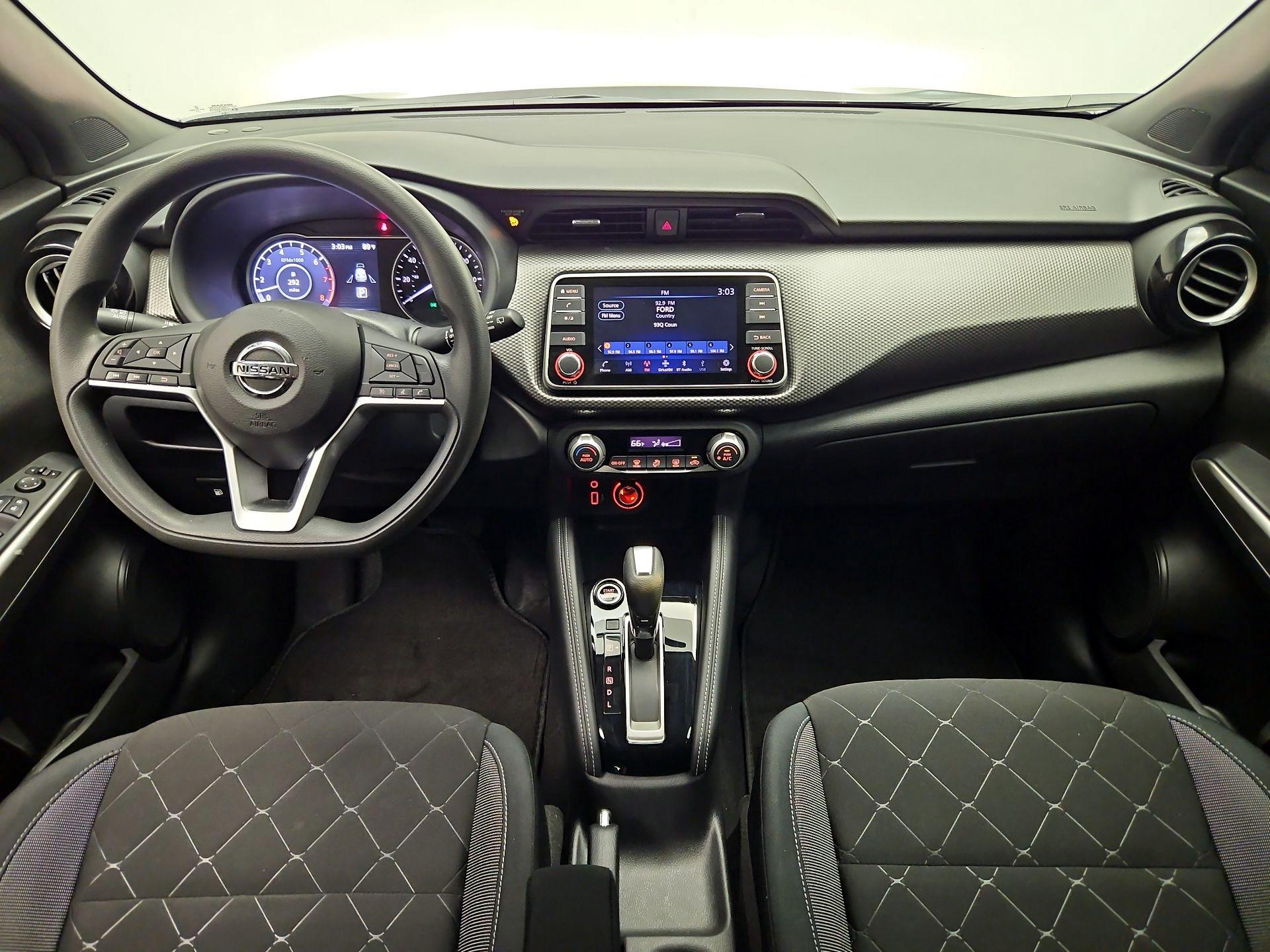 Thumbnail: 2018 Nissan Kicks - 9